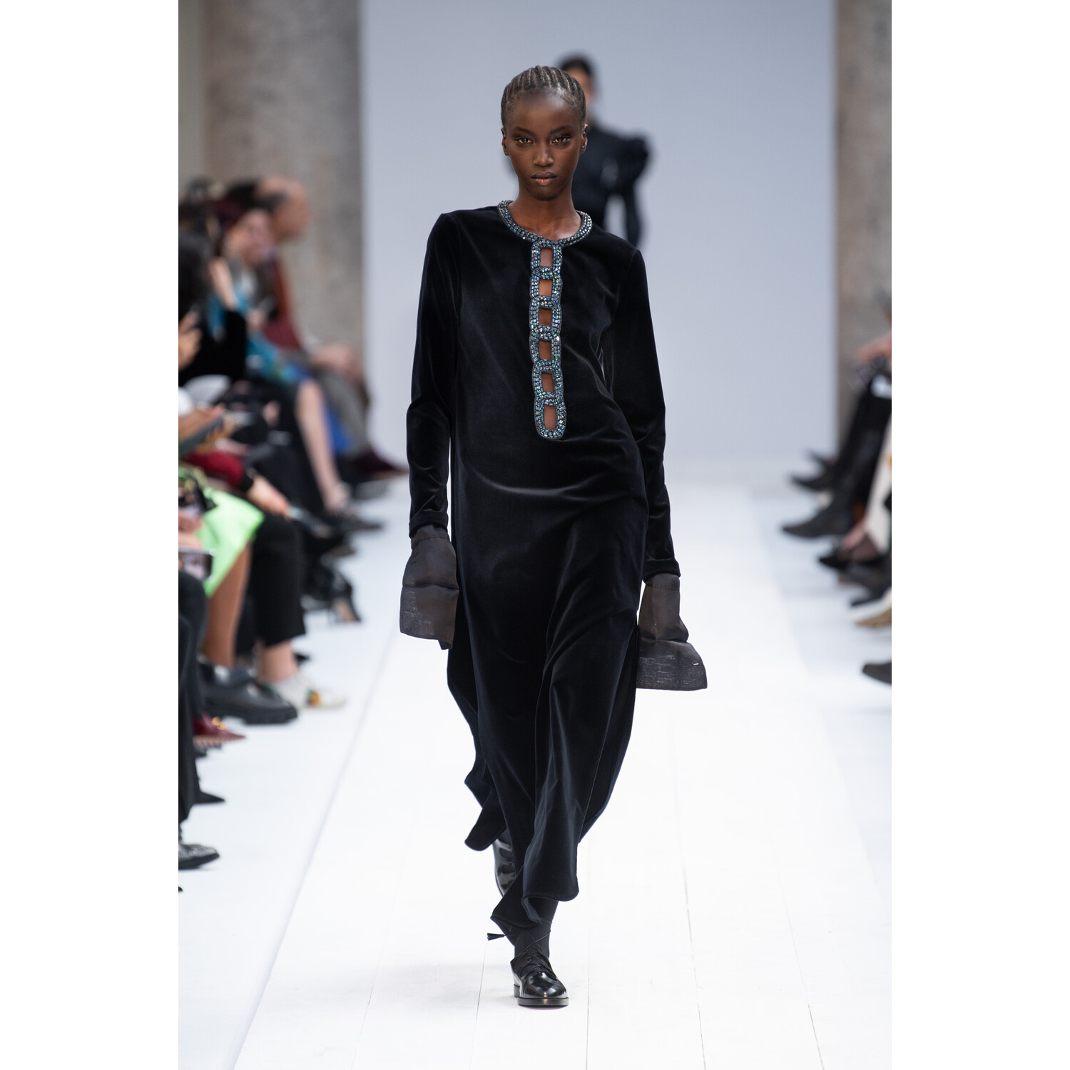 Фото Max Mara Fall 2020 Ready-to-Wear / Макс Мара осень 2019 / Неделя моды: Милан