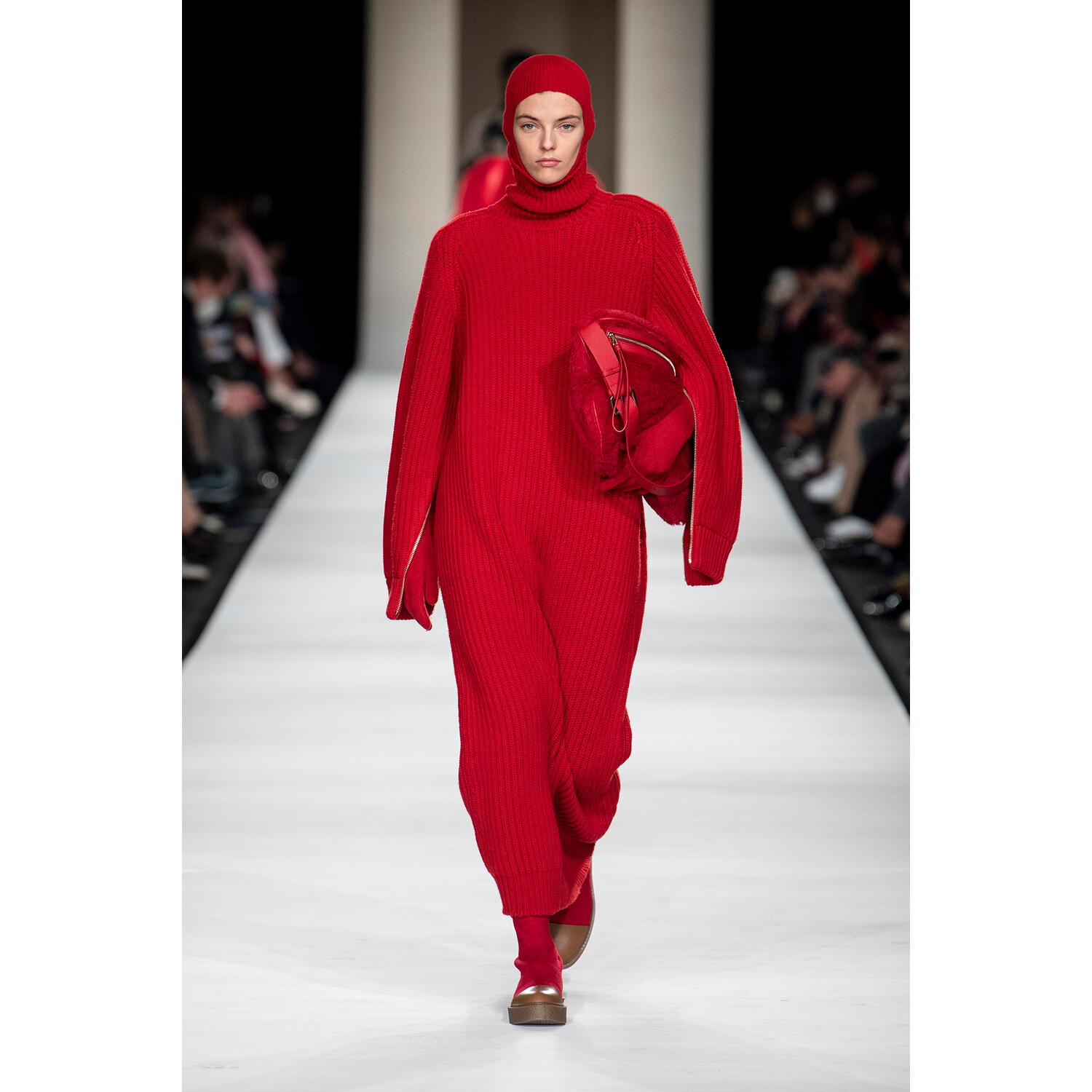 Фото Max Mara Fall 2022 Collection / Max Mara осень-зима 2022