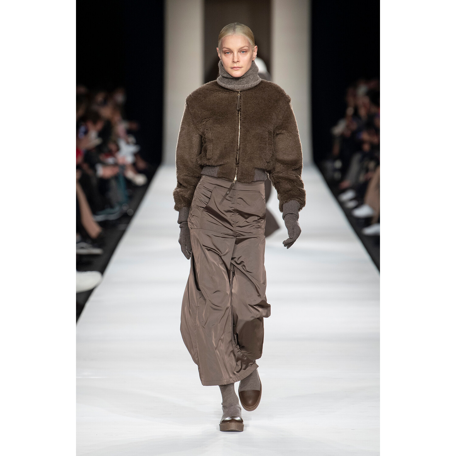 Фото Max Mara Fall 2022 Collection / Max Mara осень-зима 2022