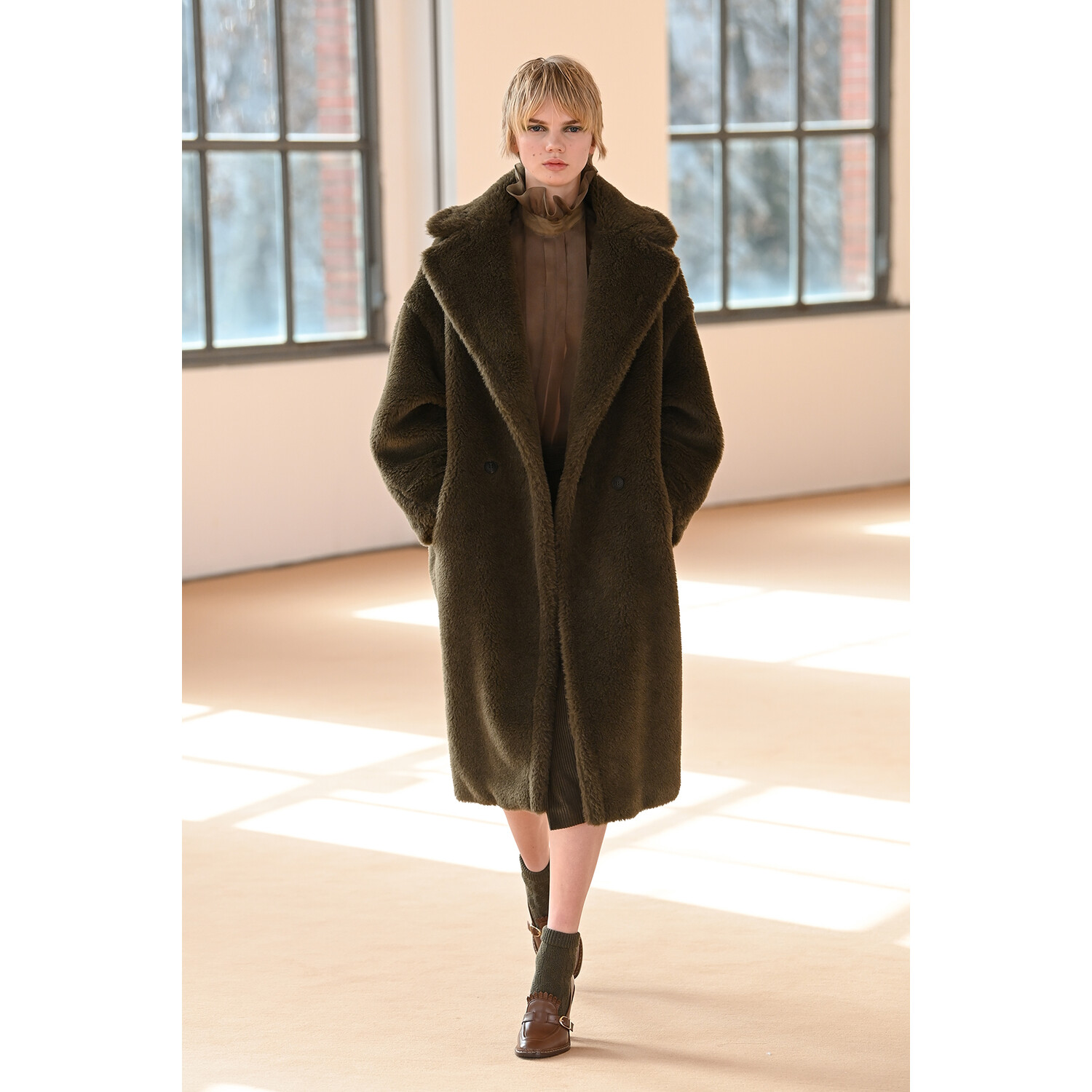 Фото Max Mara Fall-Winter 2021 Menswear Collection / Коллекция Max Mara осень-зима 2021