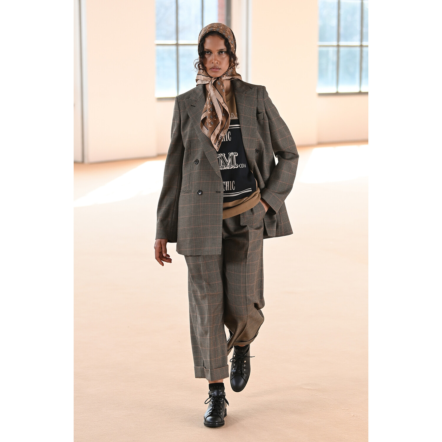 Фото Max Mara Fall-Winter 2021 Menswear Collection / Коллекция Max Mara осень-зима 2021