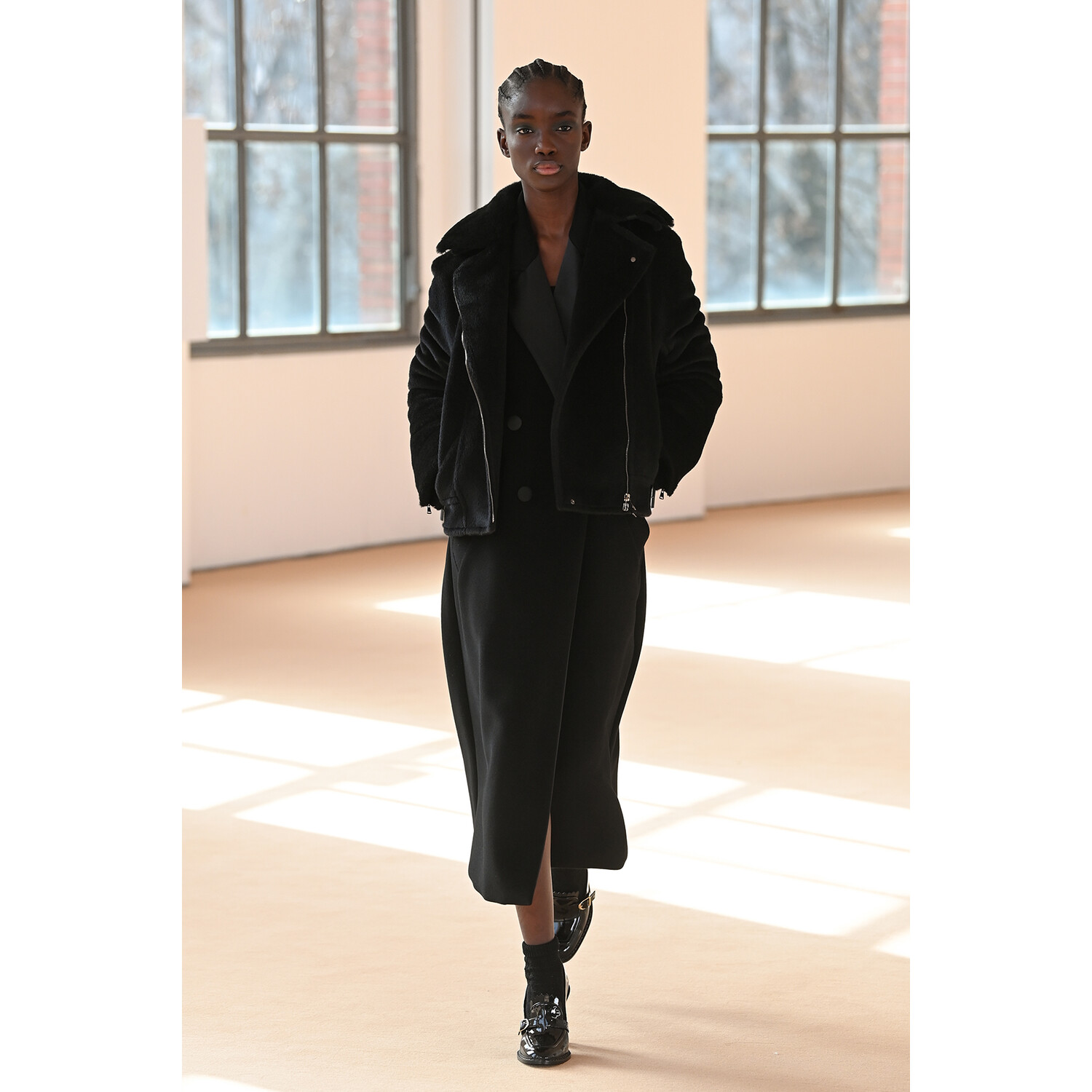 Фото Max Mara Fall-Winter 2021 Menswear Collection / Коллекция Max Mara осень-зима 2021