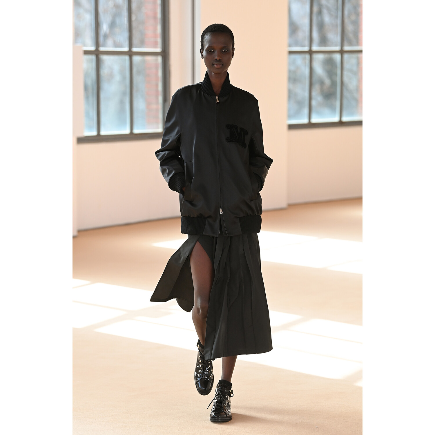Фото Max Mara Fall-Winter 2021 Menswear Collection / Коллекция Max Mara осень-зима 2021