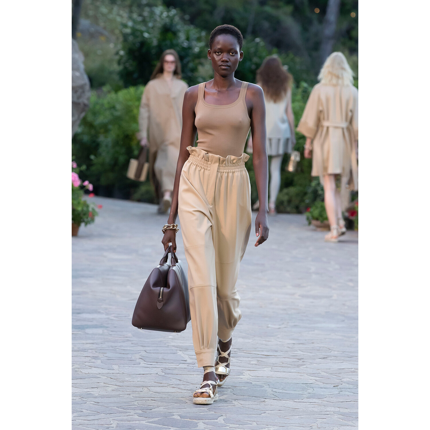 Фото Max Mara Resort 2022 / Max Mara курорт 2022