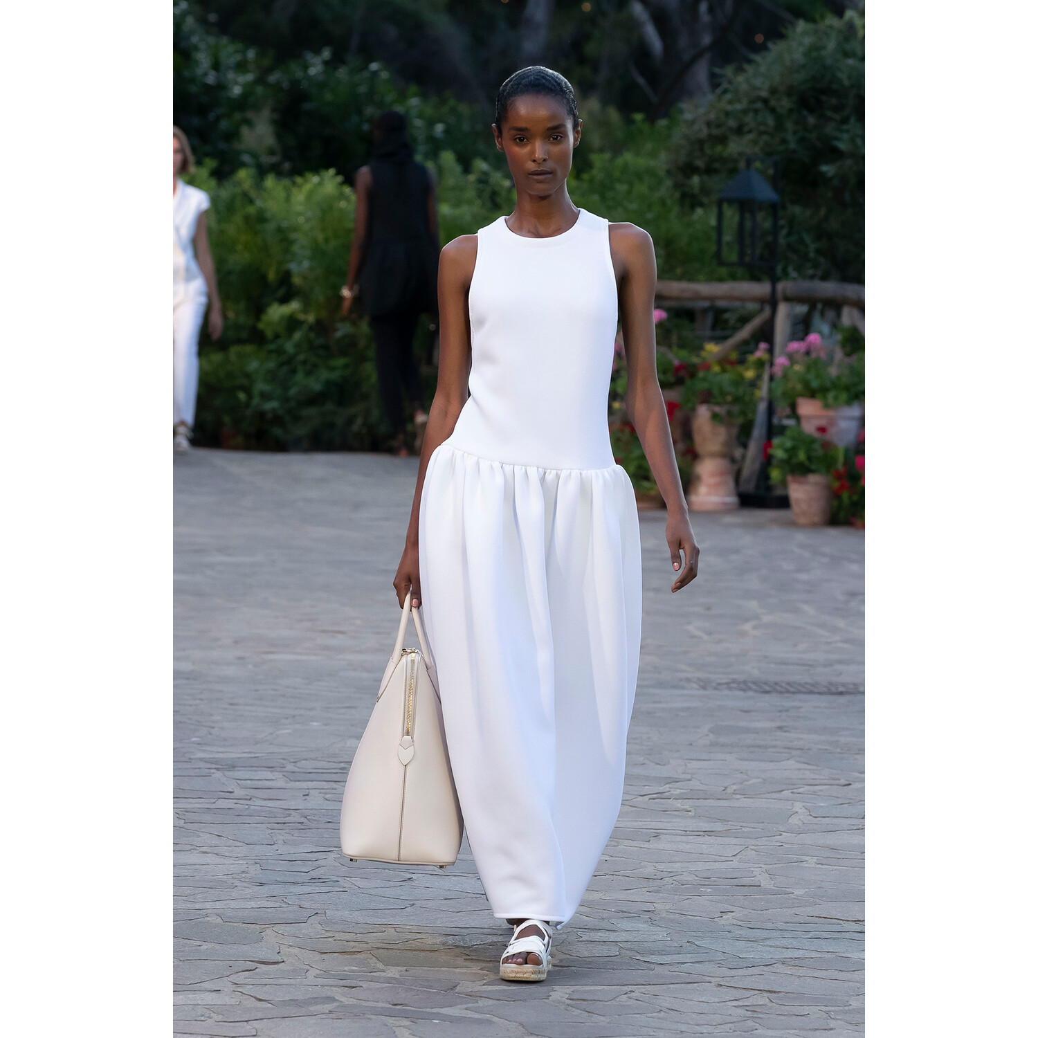 Фото Max Mara Resort 2022 / Max Mara курорт 2022