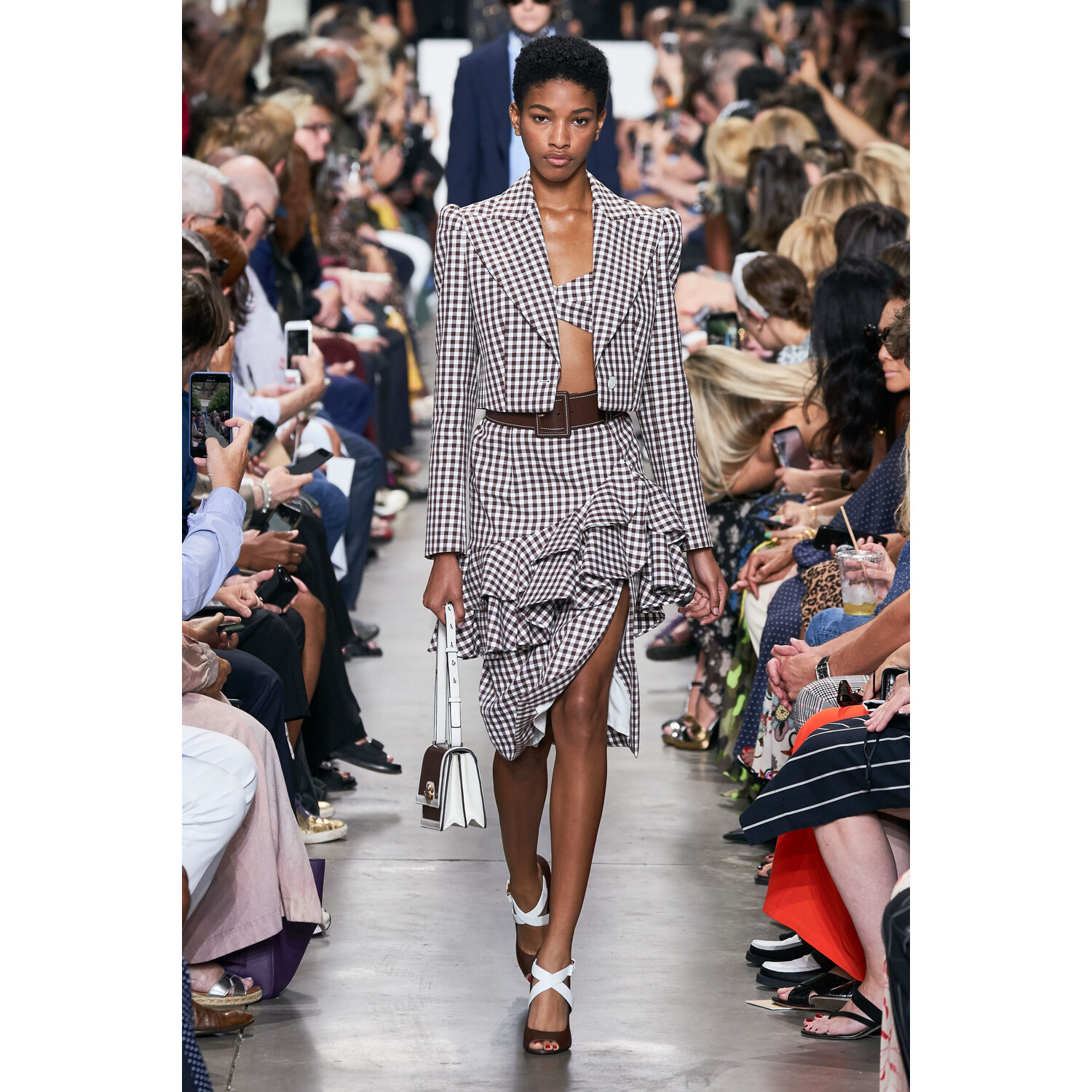 Фото Michael Kors Collection Spring 2020 / Michael Kors Collectionвесна-лето 2020 / Неделя моды: Нью-Йорк