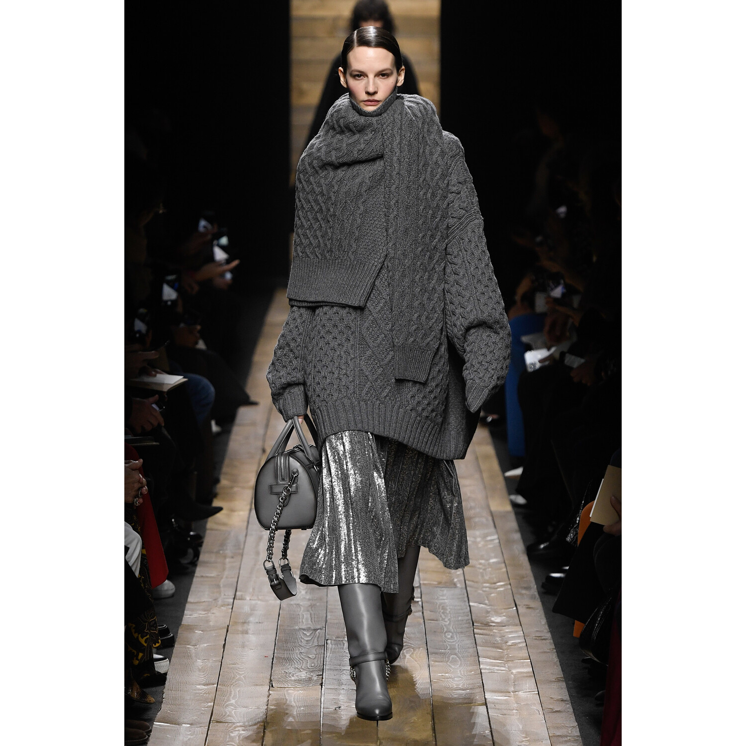 Фото Michael Kors Collection Fall 2020 Ready-to-Wear / Майкл Корс осень 2020 / Неделя моды: Нью-Йорк