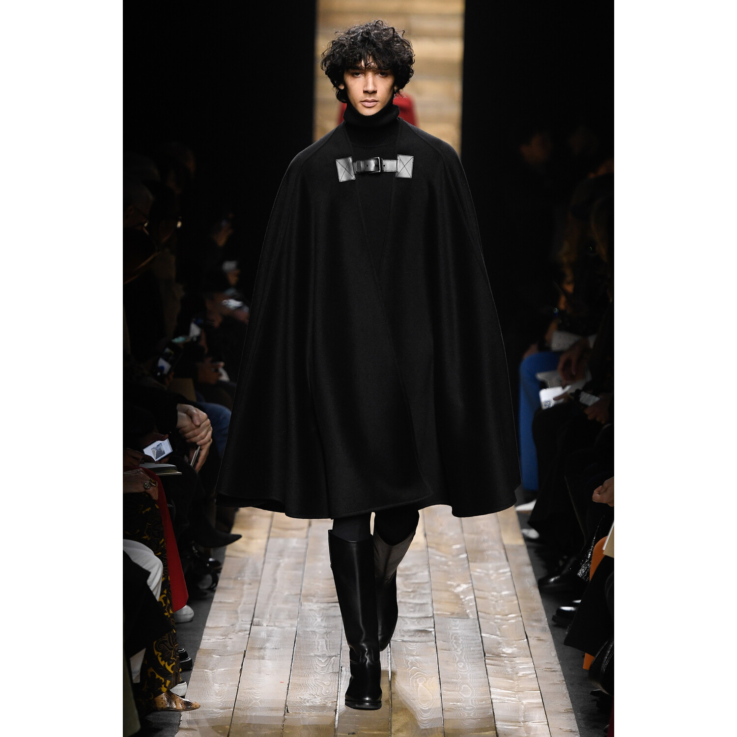 Фото Michael Kors Collection Fall 2020 Ready-to-Wear / Майкл Корс осень 2020 / Неделя моды: Нью-Йорк