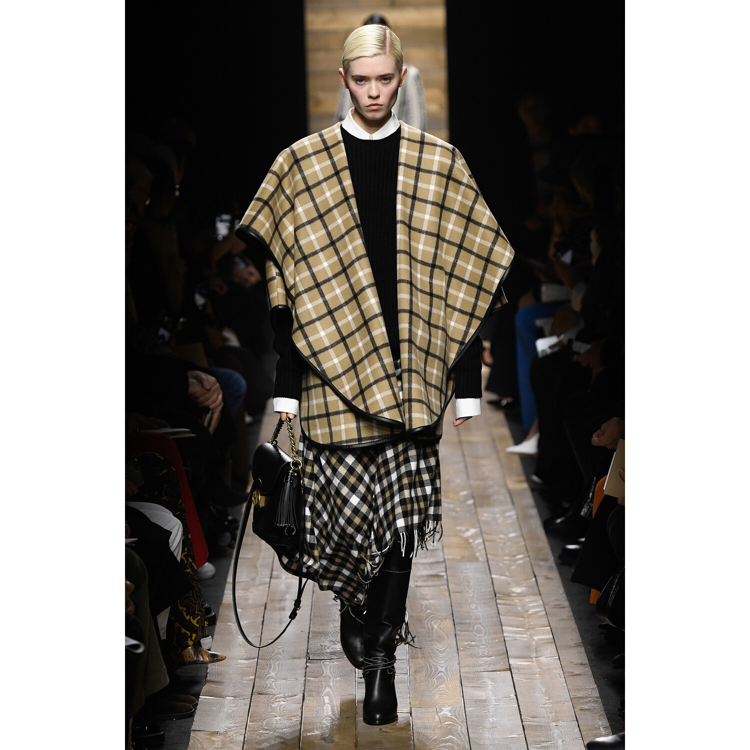 Фото Michael Kors Collection Fall 2020 Ready-to-Wear / Майкл Корс осень 2020 / Неделя моды: Нью-Йорк