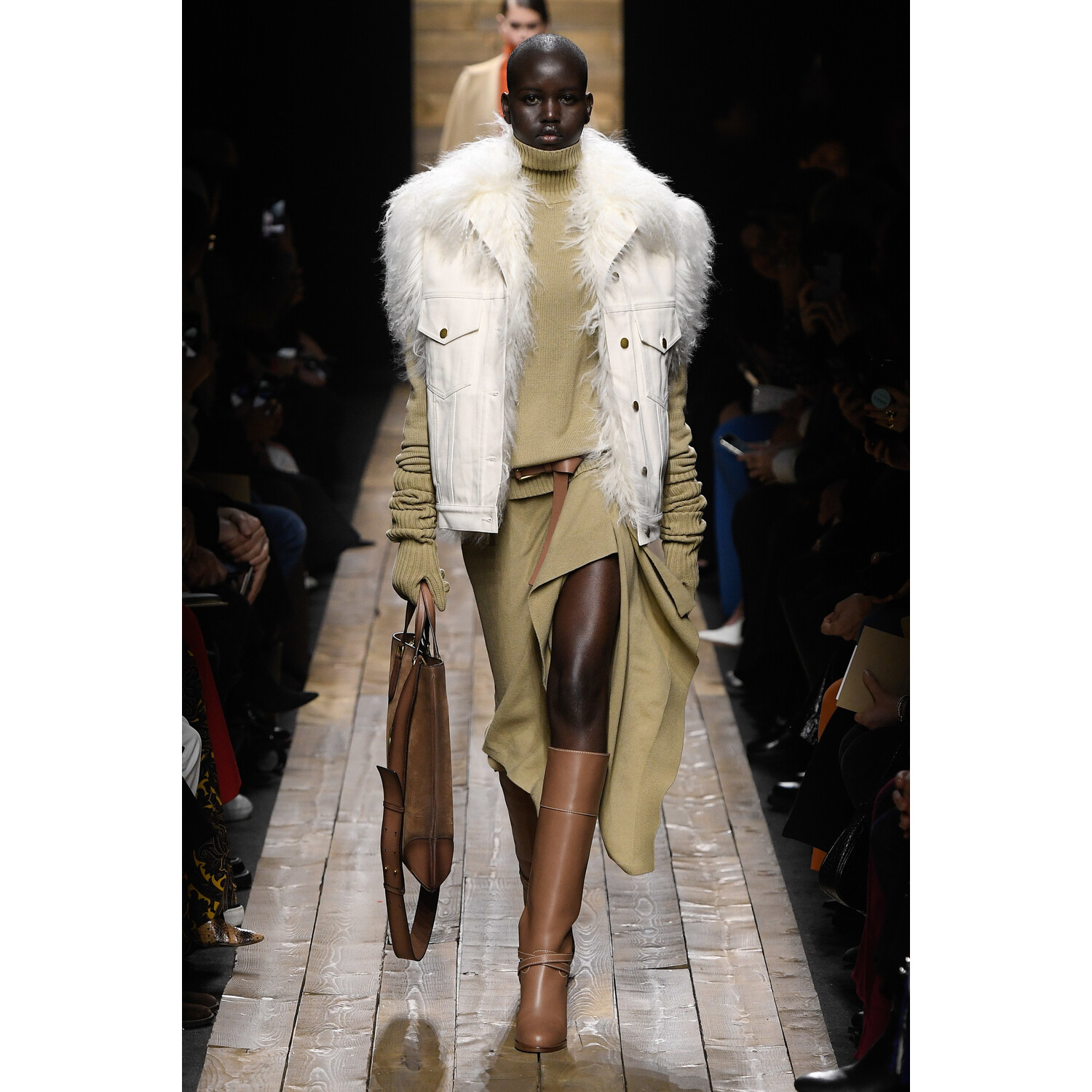 Фото Michael Kors Collection Fall 2020 Ready-to-Wear / Майкл Корс осень 2020 / Неделя моды: Нью-Йорк
