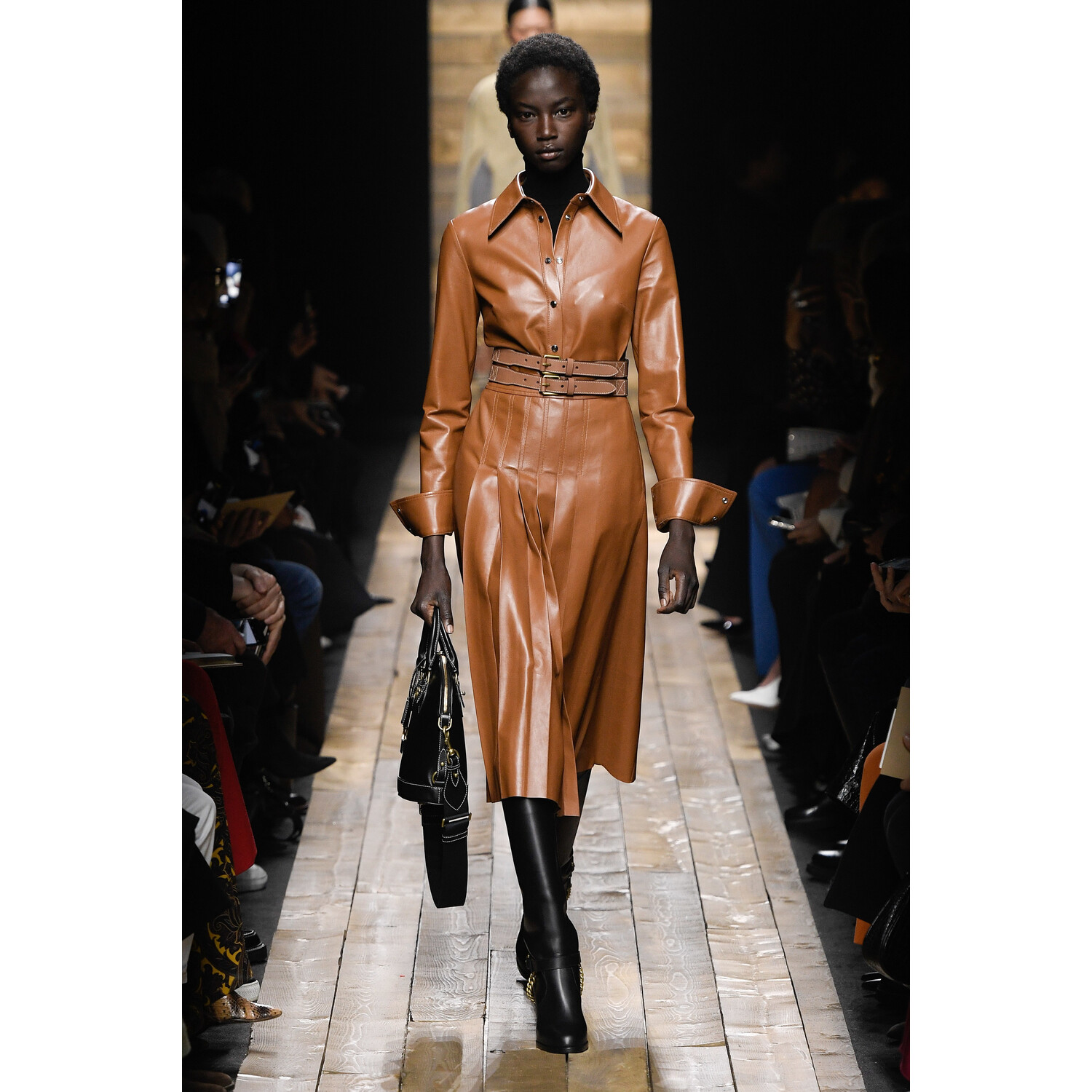 Фото Michael Kors Collection Fall 2020 Ready-to-Wear / Майкл Корс осень 2020 / Неделя моды: Нью-Йорк