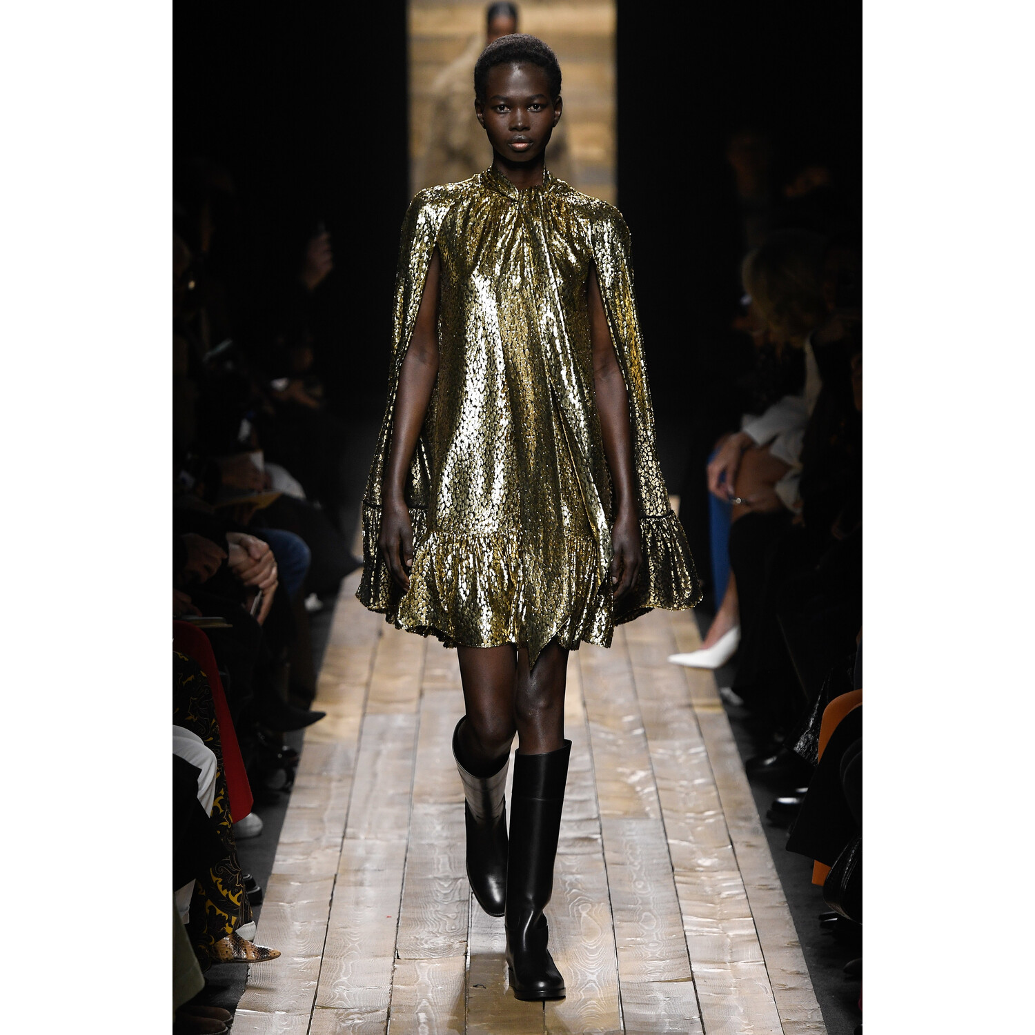 Фото Michael Kors Collection Fall 2020 Ready-to-Wear / Майкл Корс осень 2020 / Неделя моды: Нью-Йорк