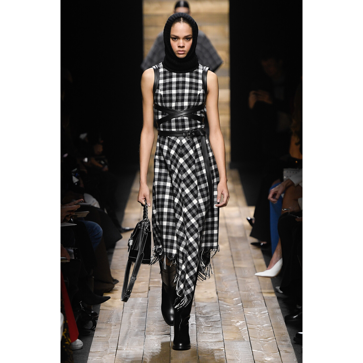Фото Michael Kors Collection Fall 2020 Ready-to-Wear / Майкл Корс осень 2020 / Неделя моды: Нью-Йорк