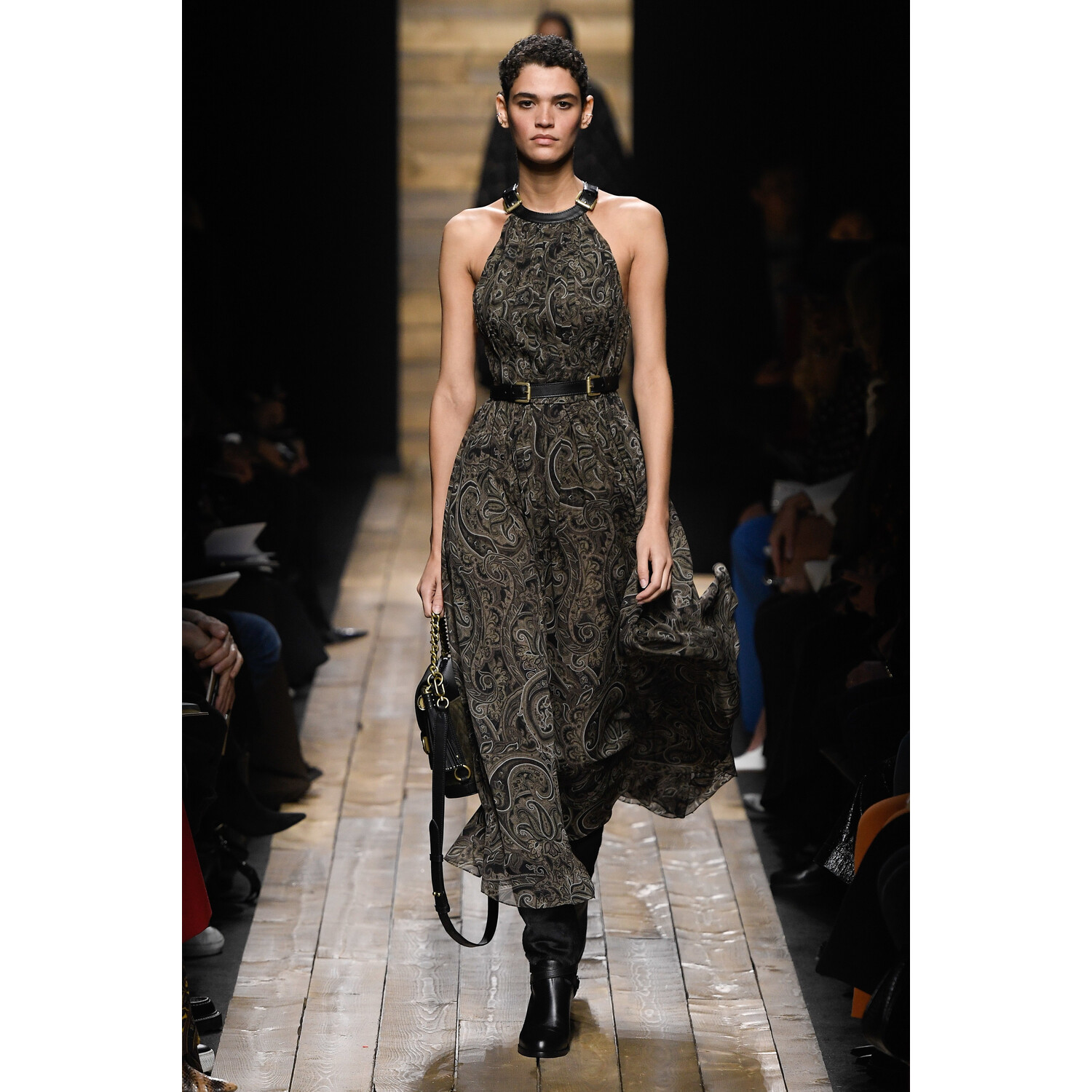 Фото Michael Kors Collection Fall 2020 Ready-to-Wear / Майкл Корс осень 2020 / Неделя моды: Нью-Йорк