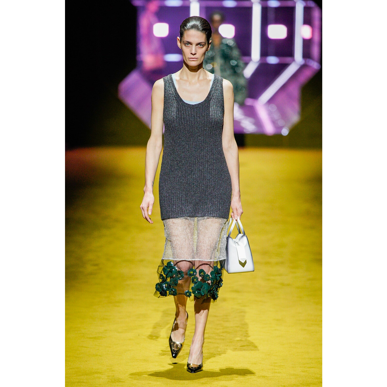 Фото Prada Fall 2022 Collection / Prada осень-зима 2022
