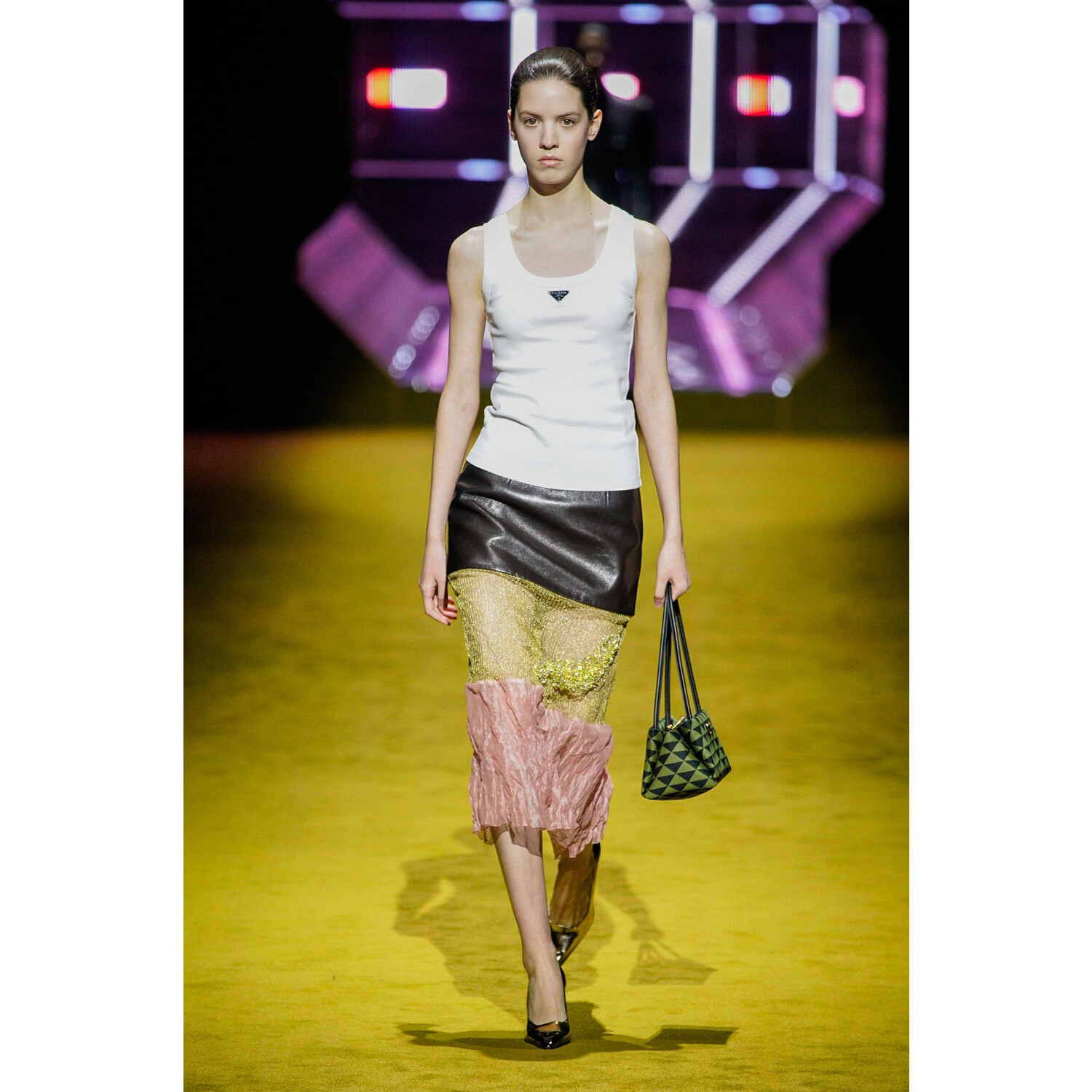 Фото Prada Fall 2022 Collection / Prada осень-зима 2022