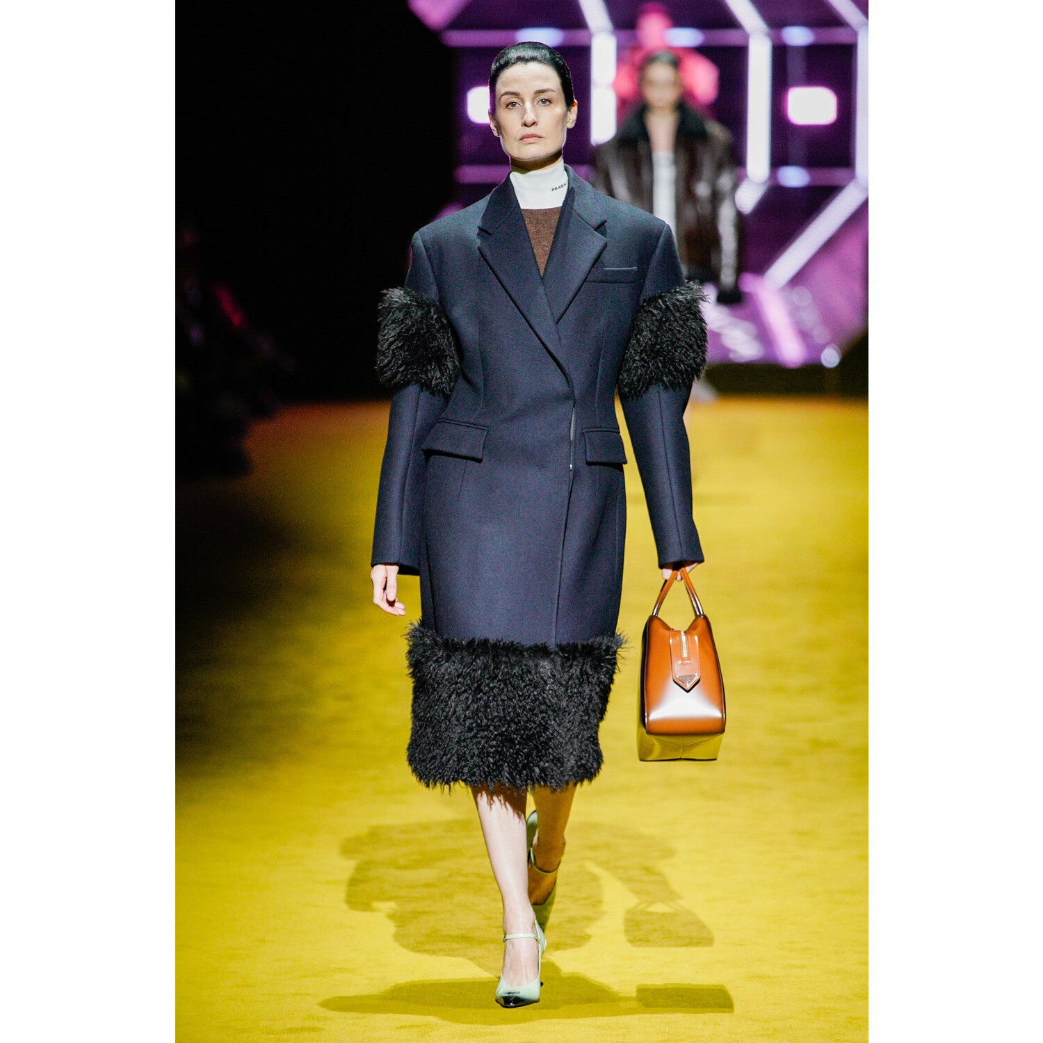 Фото Prada Fall 2022 Collection / Prada осень-зима 2022