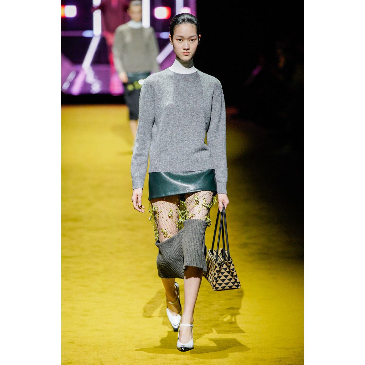 Фото Prada Fall 2022 Collection / Prada осень-зима 2022