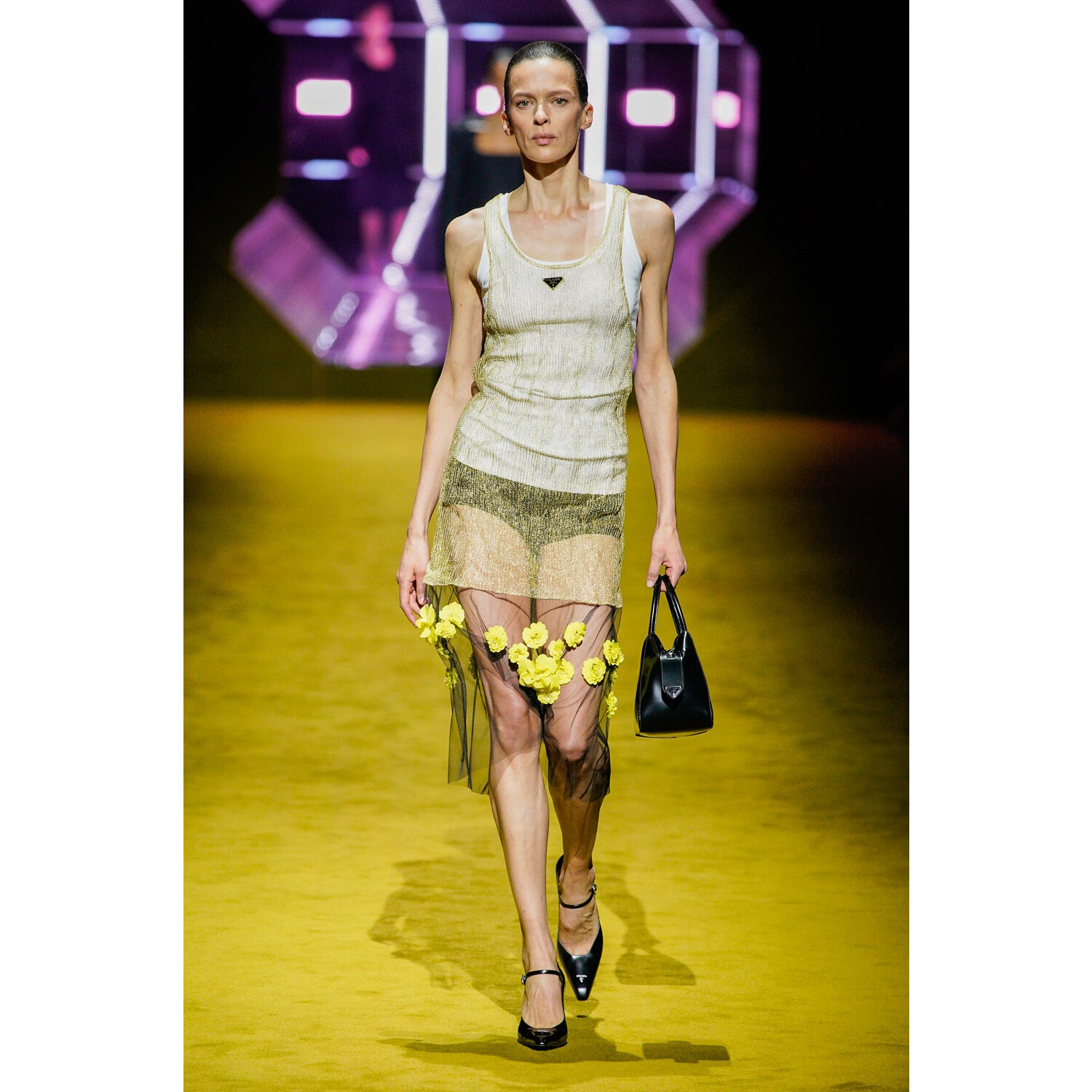 Фото Prada Fall 2022 Collection / Prada осень-зима 2022