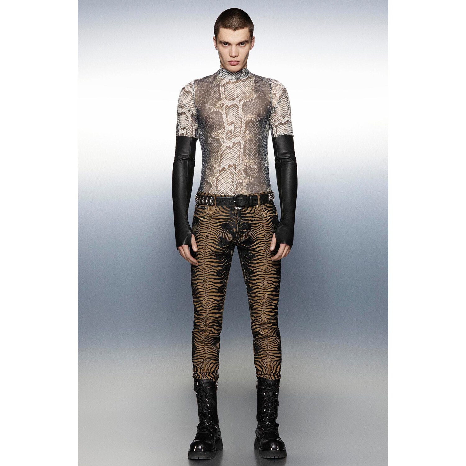 Фото Roberto Cavalli Menswear Fall 2022 Collection / Roberto Cavalli осень-зима 2022/2023