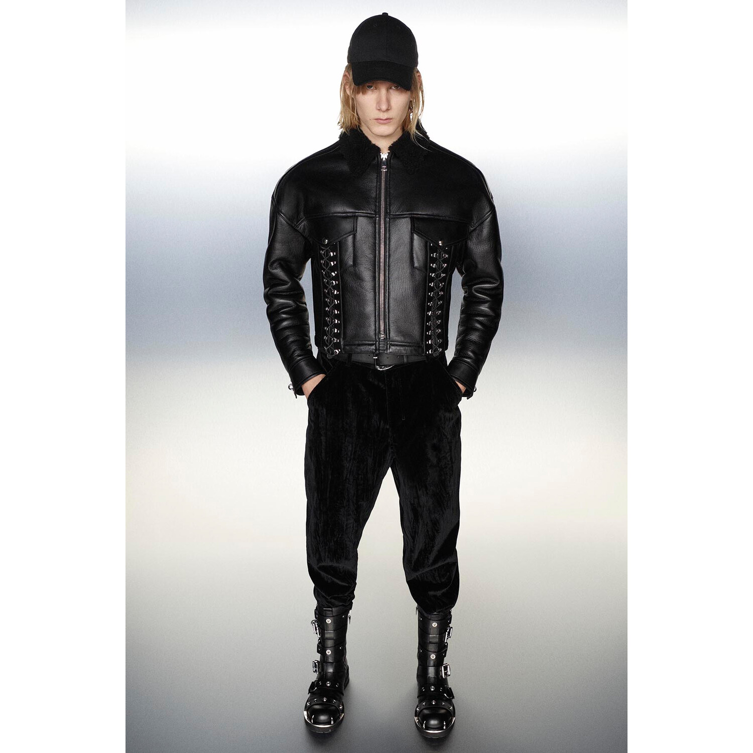 Фото Roberto Cavalli Menswear Fall 2022 Collection / Roberto Cavalli осень-зима 2022/2023