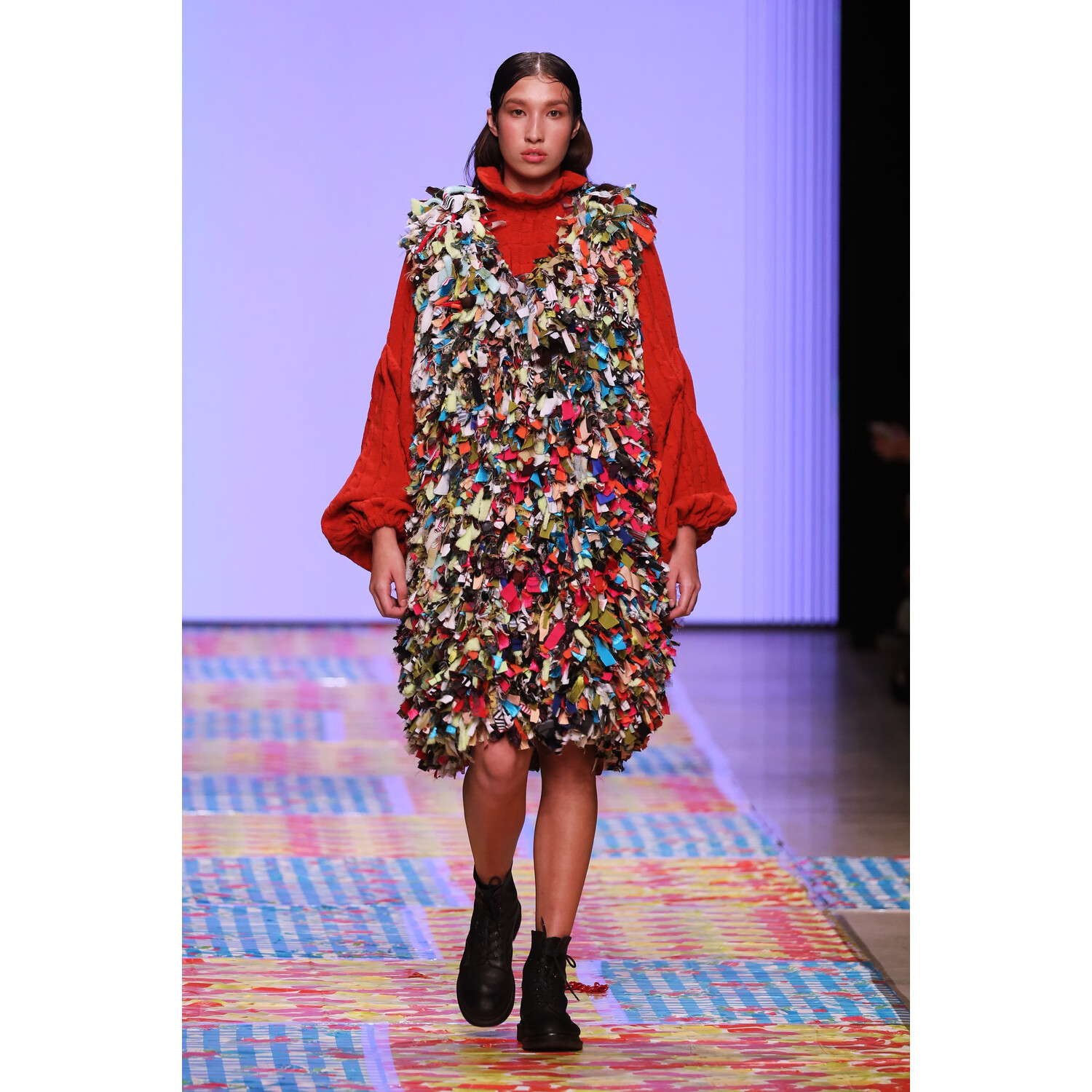Фото Roma Uvarov Design Fall 2019 Ready-to-Wear / Roma Uvarov Design осень-зима 2019 / Неделя моды: Москва