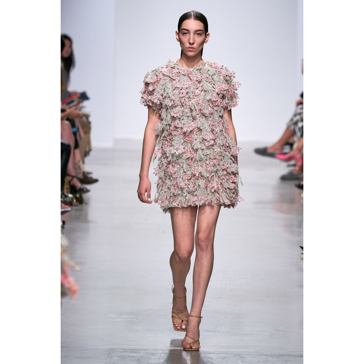 Фото Rahul Mishra Spring 2020 / Rahul Mishra весна-лето 2020 / Неделя моды: Париж
