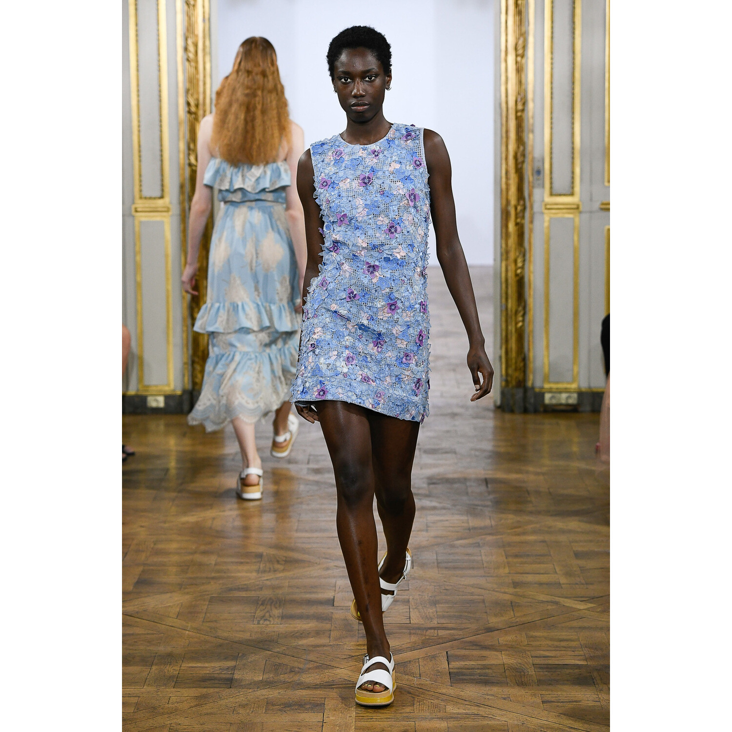 Фото Rahul Mishra Spring 2019 PFW / Rahul Mishra весна-лето 2019 Неделя моды в Париже