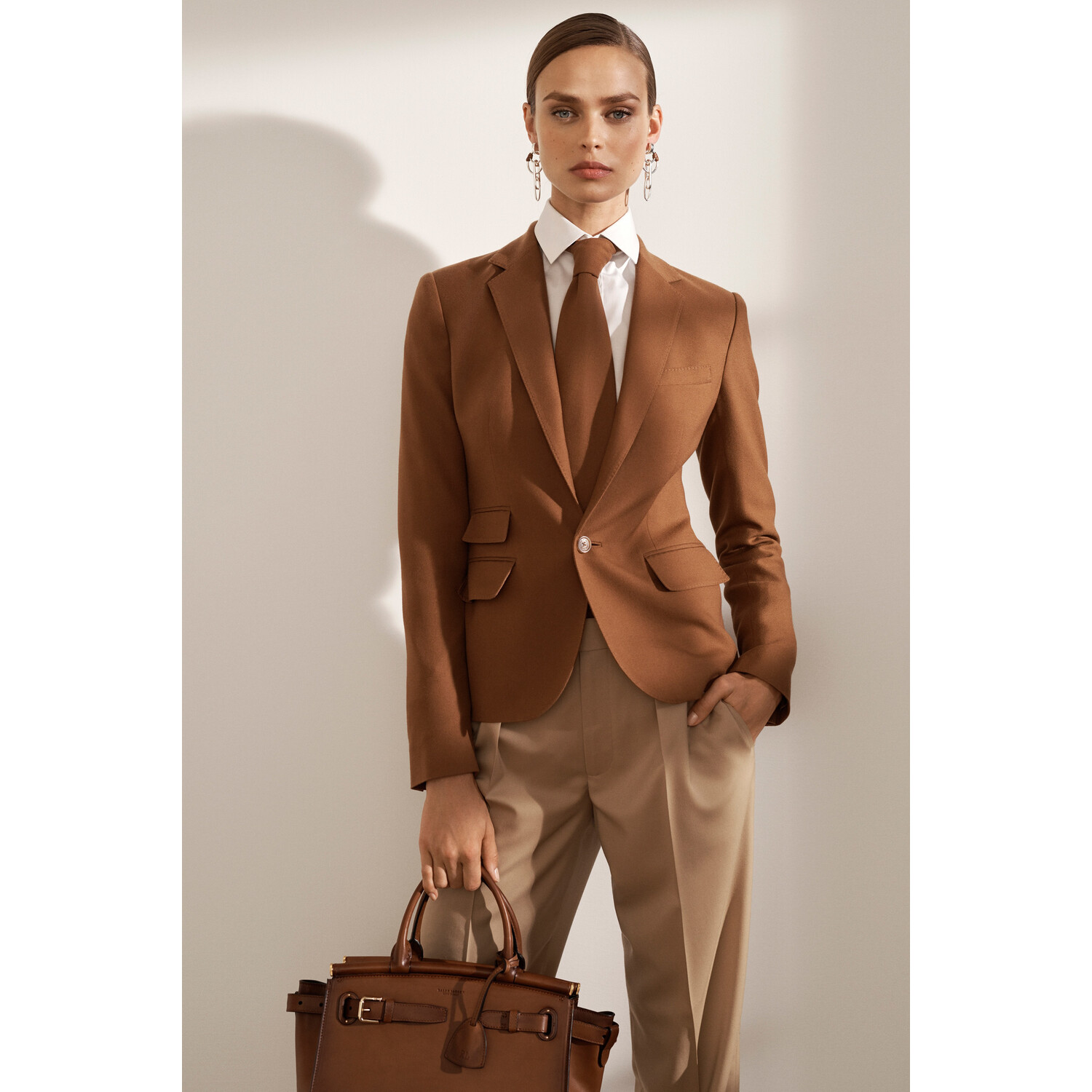 Фото Ralph Lauren Pre-Fall 2019 Collection / Ralph Lauren осень-зима 2019