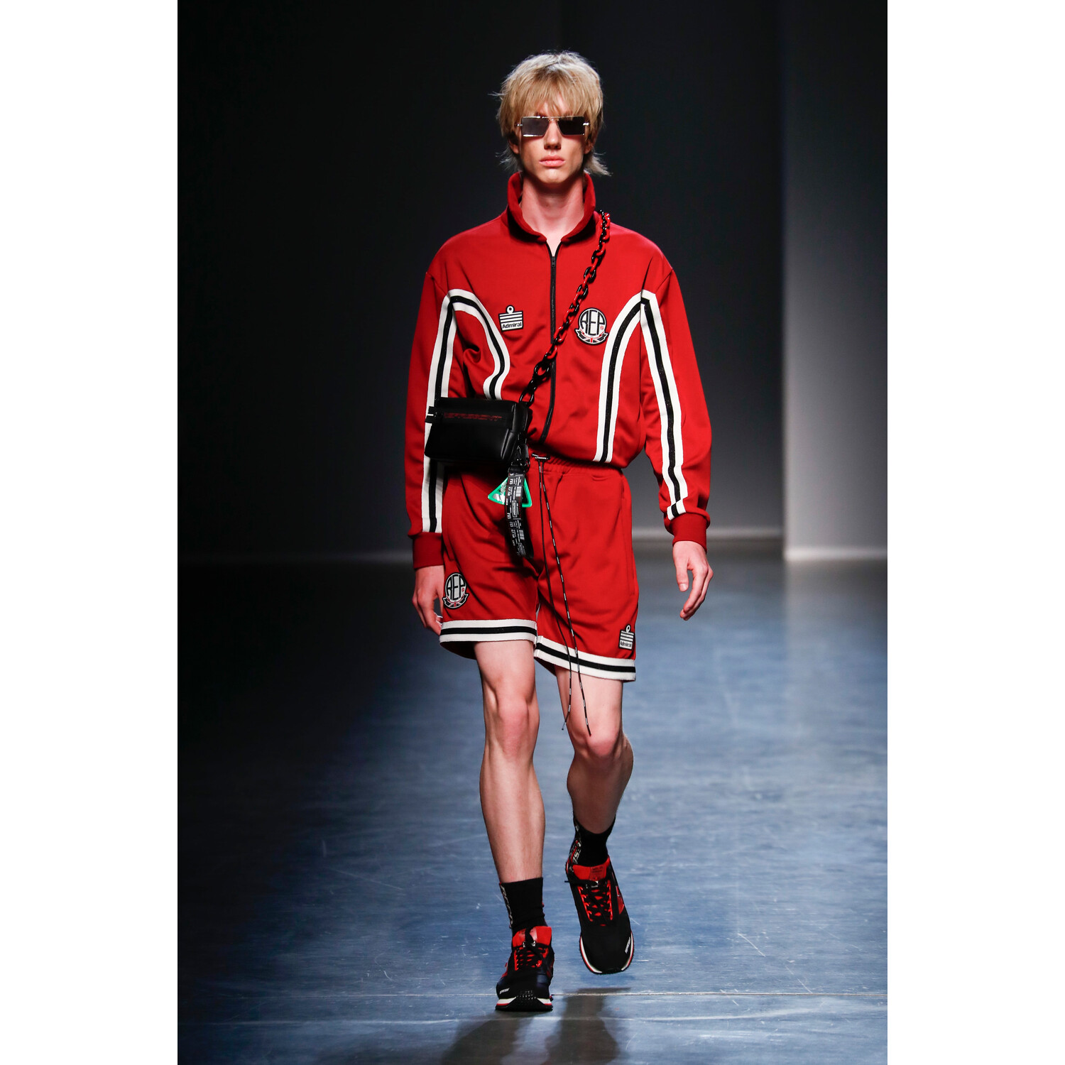 Фото Represent Spring 2019 Menswear / Represent Весна Лето 2019 Мужская Неделя Моды в Милане