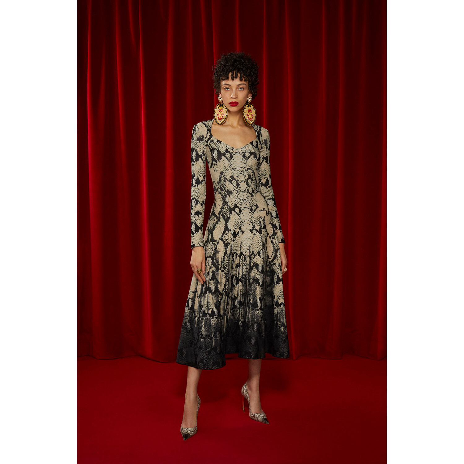 Фото Roberto Cavalli Pre Fall 2022 Collection / Roberto Cavalli осень 2022