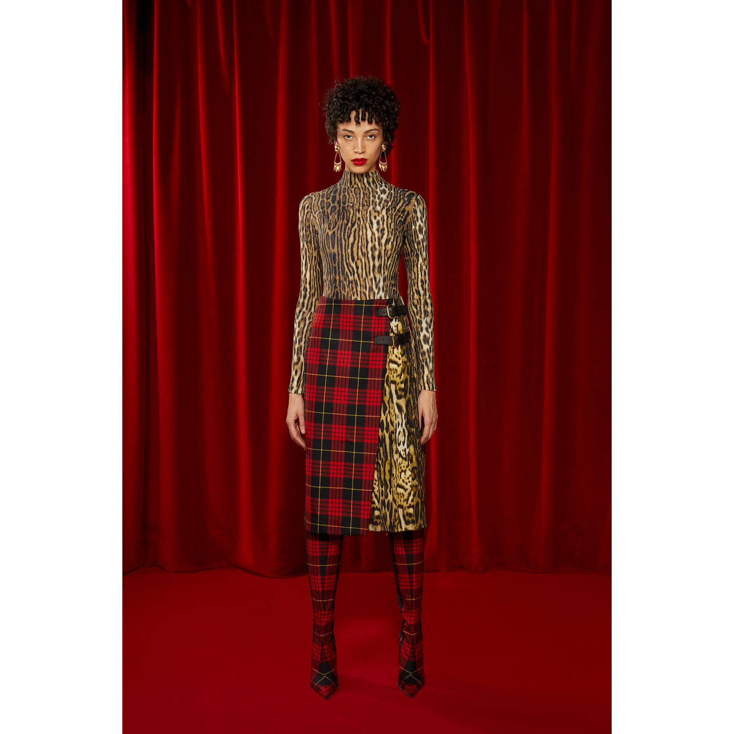 Фото Roberto Cavalli Pre Fall 2022 Collection / Roberto Cavalli осень 2022