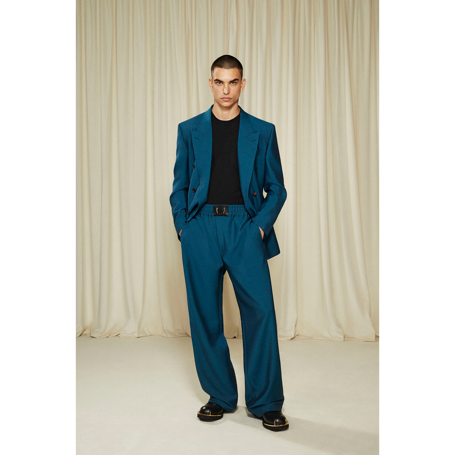 Фото Roberto Cavalli Pre Fall 2022 Collection / Roberto Cavalli осень 2022