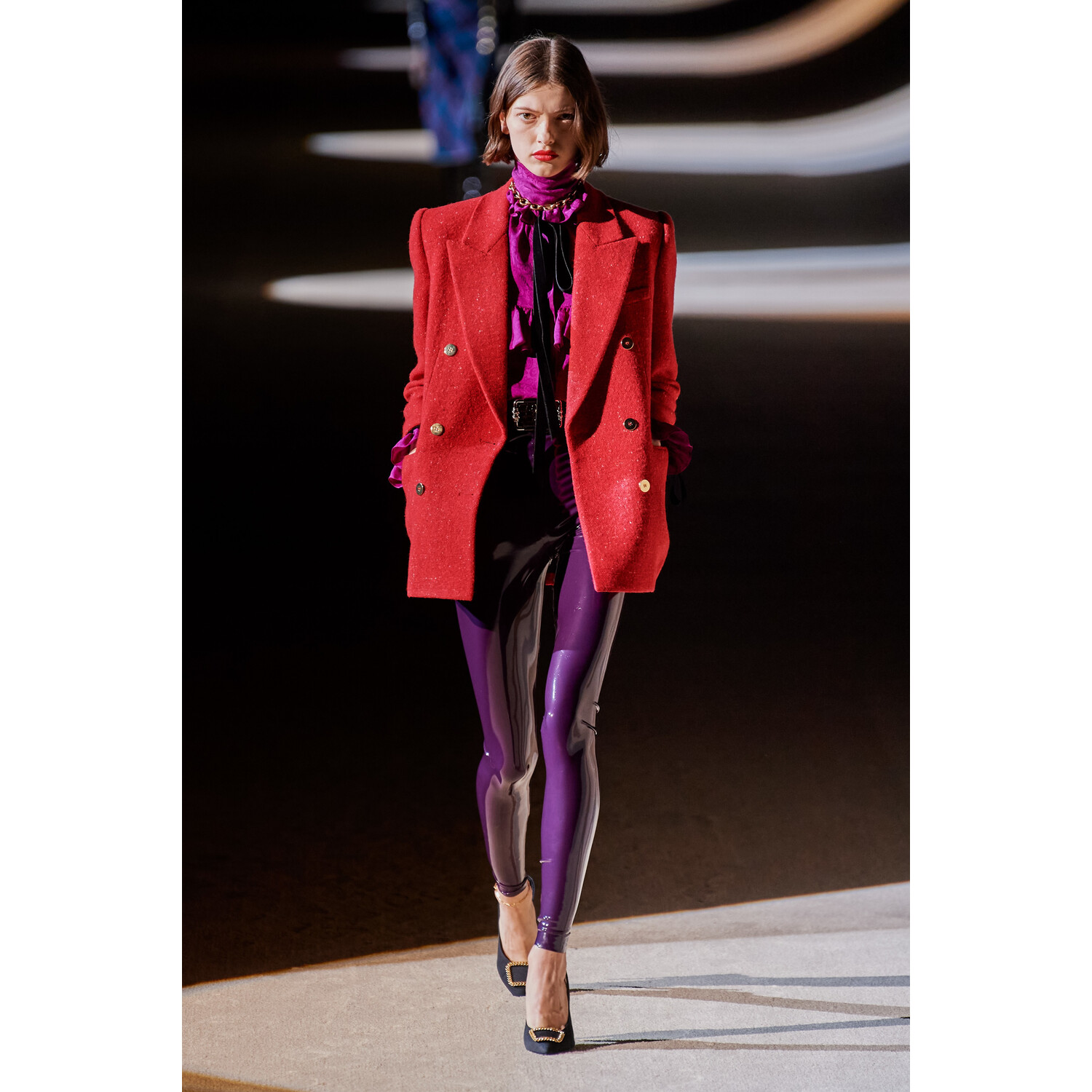 Фото Saint Laurent Fall 2020 Ready-to-Wear / Saint Laurent осень-зима 2020 / Неделя моды: Париж
