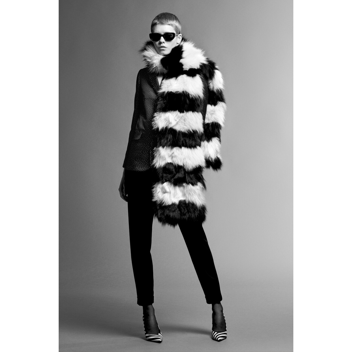 Фото Saint Laurent Pre-Fall 2019 / Saint Laurent осень-зима 2019 / Неделя моды: Париж