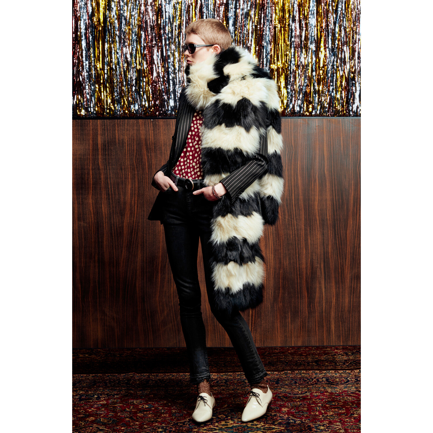 Фото Saint Laurent Pre-Fall 2019 / Saint Laurent осень-зима 2019 / Неделя моды: Париж