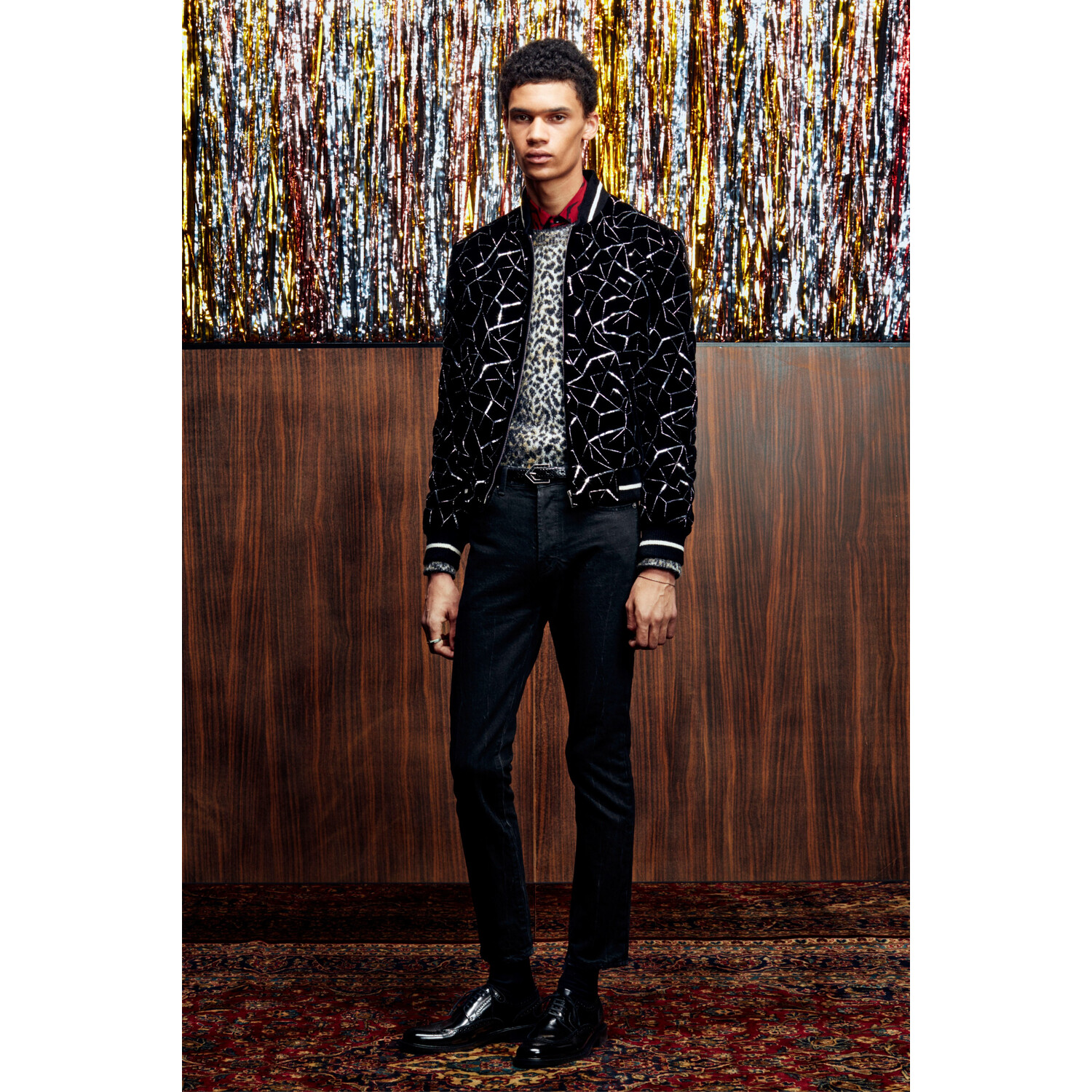 Фото Saint Laurent Pre-Fall 2019 / Saint Laurent осень-зима 2019 / Неделя моды: Париж