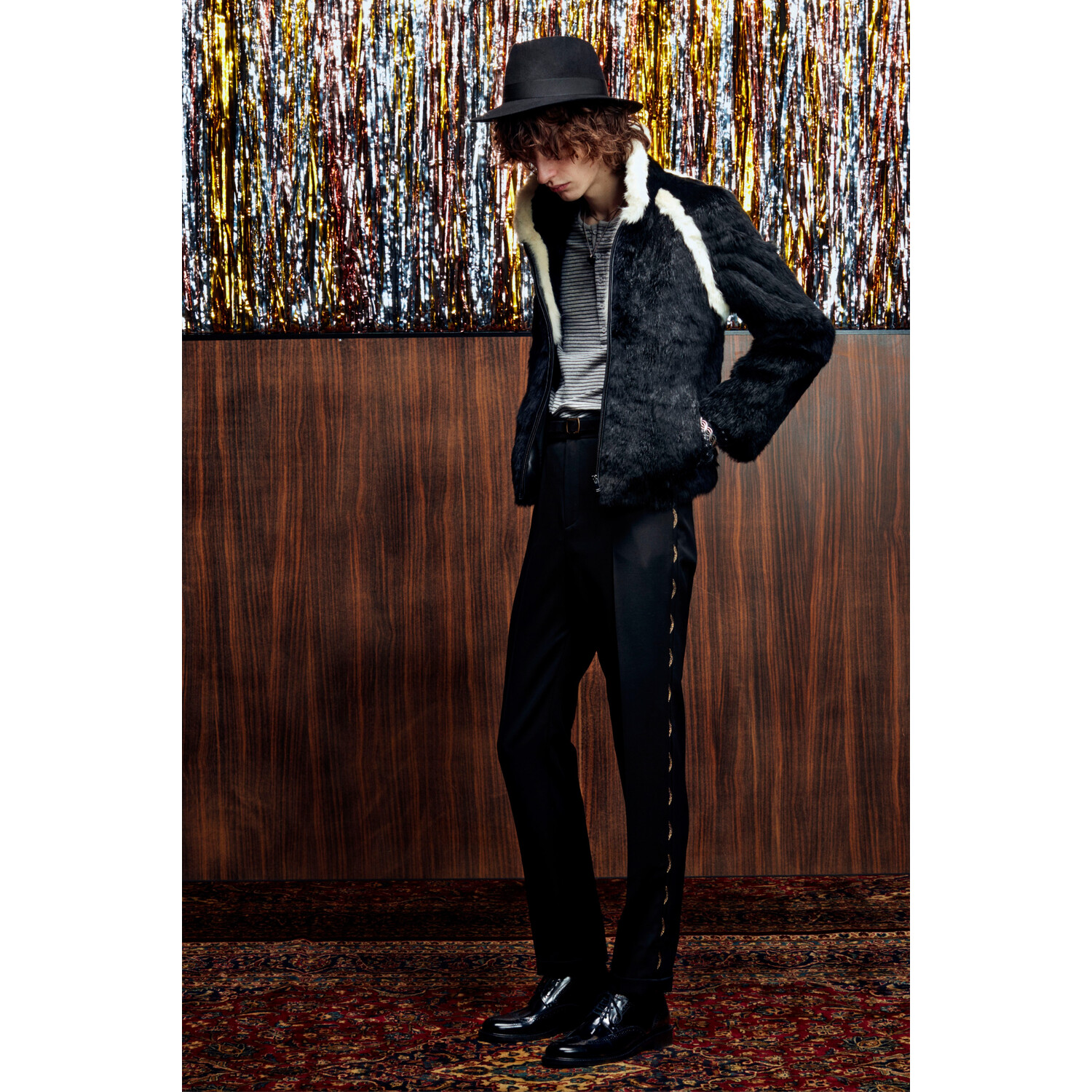 Фото Saint Laurent Pre-Fall 2019 / Saint Laurent осень-зима 2019 / Неделя моды: Париж