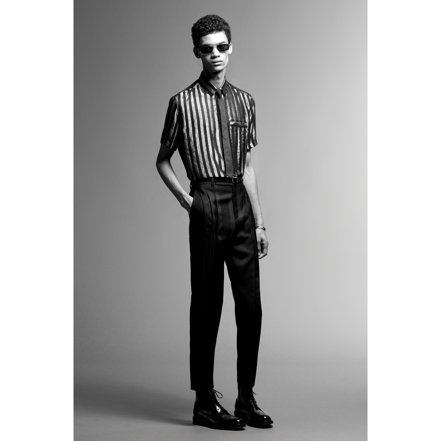 Фото Saint Laurent Pre-Fall 2019 / Saint Laurent осень-зима 2019 / Неделя моды: Париж