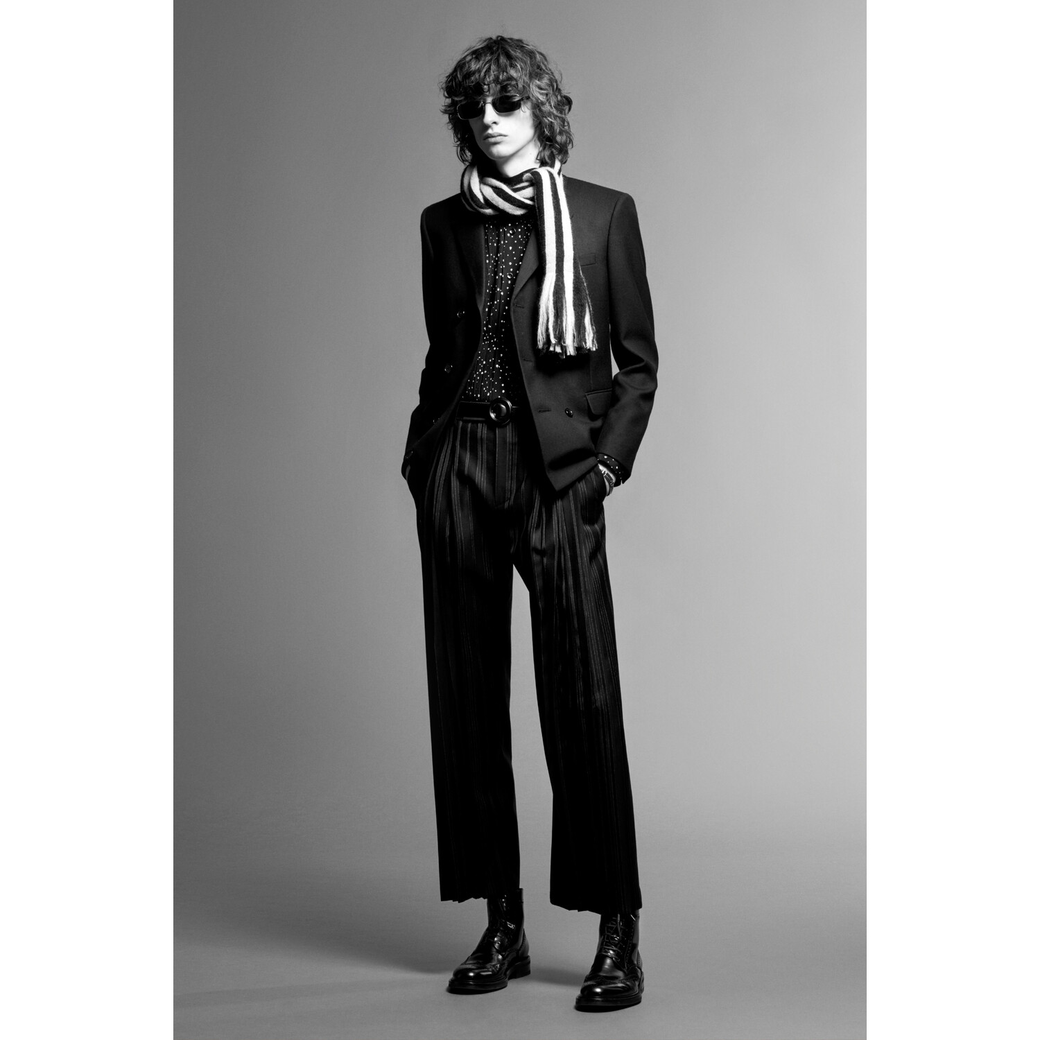 Фото Saint Laurent Pre-Fall 2019 / Saint Laurent осень-зима 2019 / Неделя моды: Париж