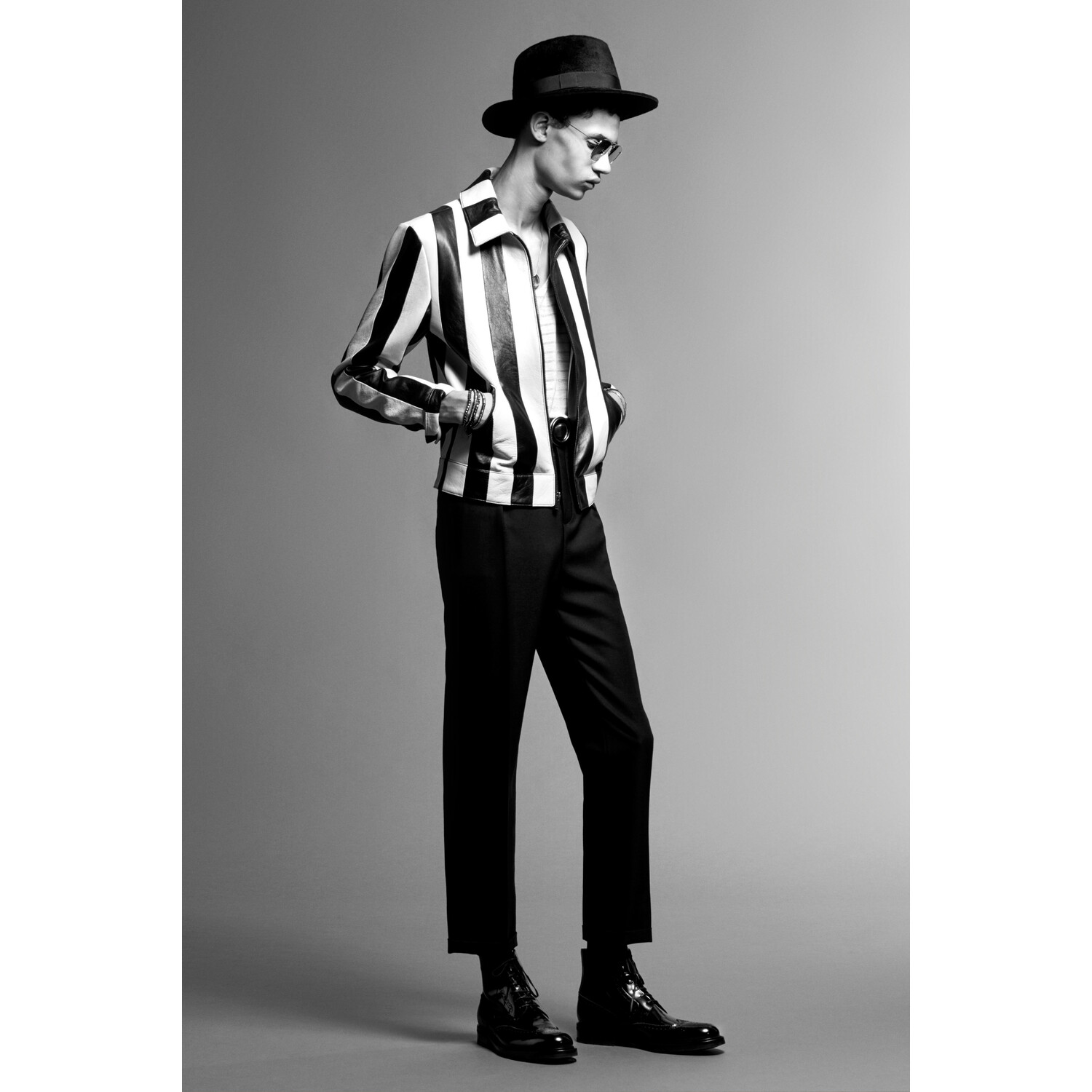 Фото Saint Laurent Pre-Fall 2019 / Saint Laurent осень-зима 2019 / Неделя моды: Париж