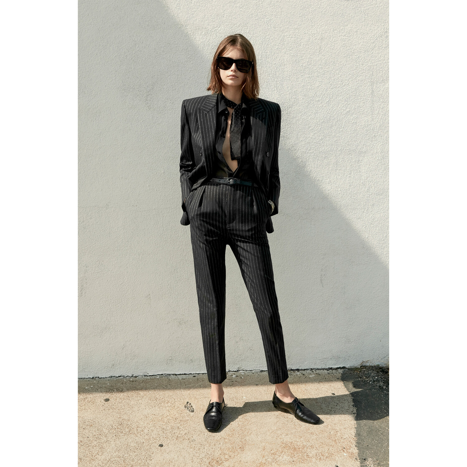 Фото Saint Laurent Resort 2020 / Saint Laurent Круиз 2020 / Неделя моды: Париж