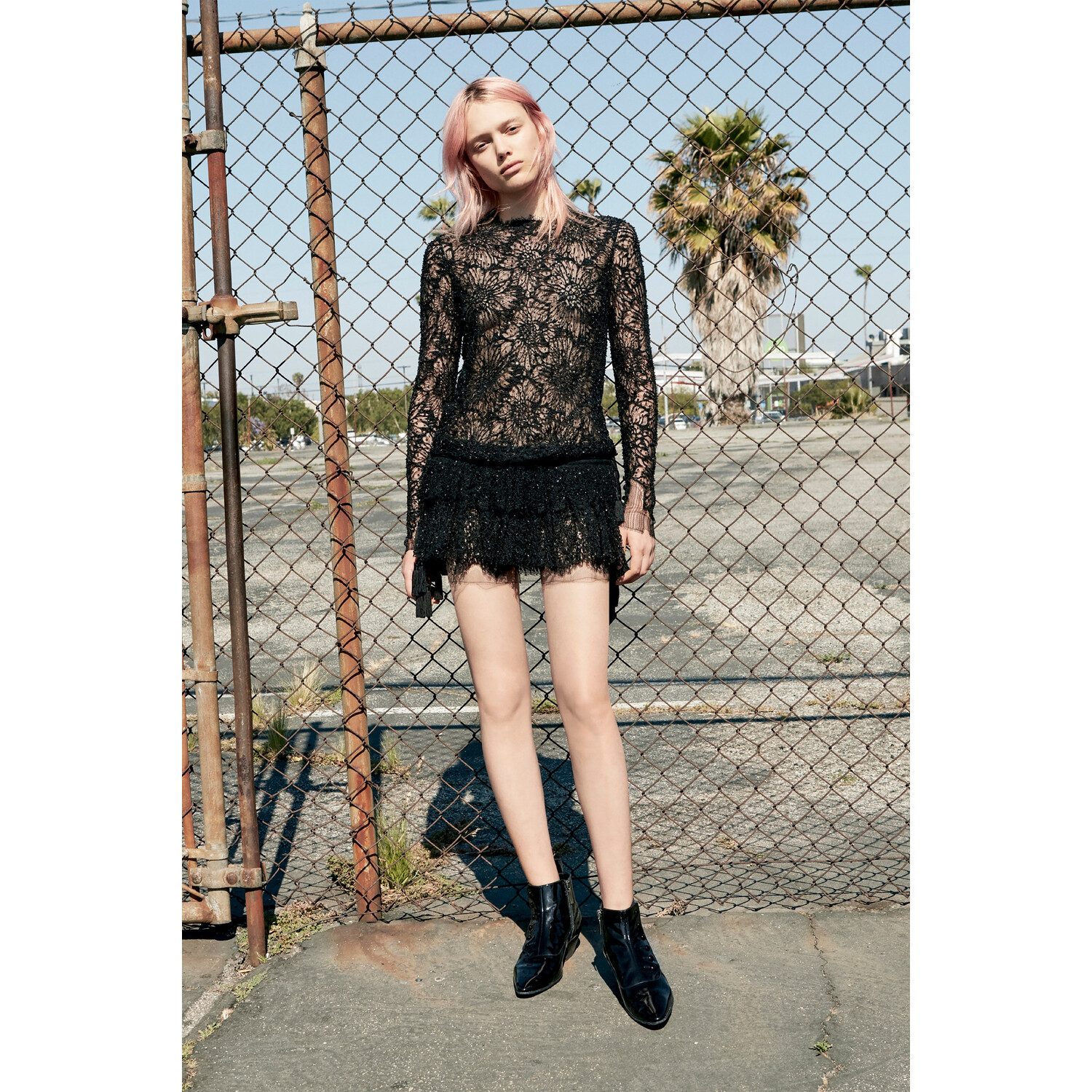 Фото Saint Laurent Resort 2020 / Saint Laurent Круиз 2020 / Неделя моды: Париж