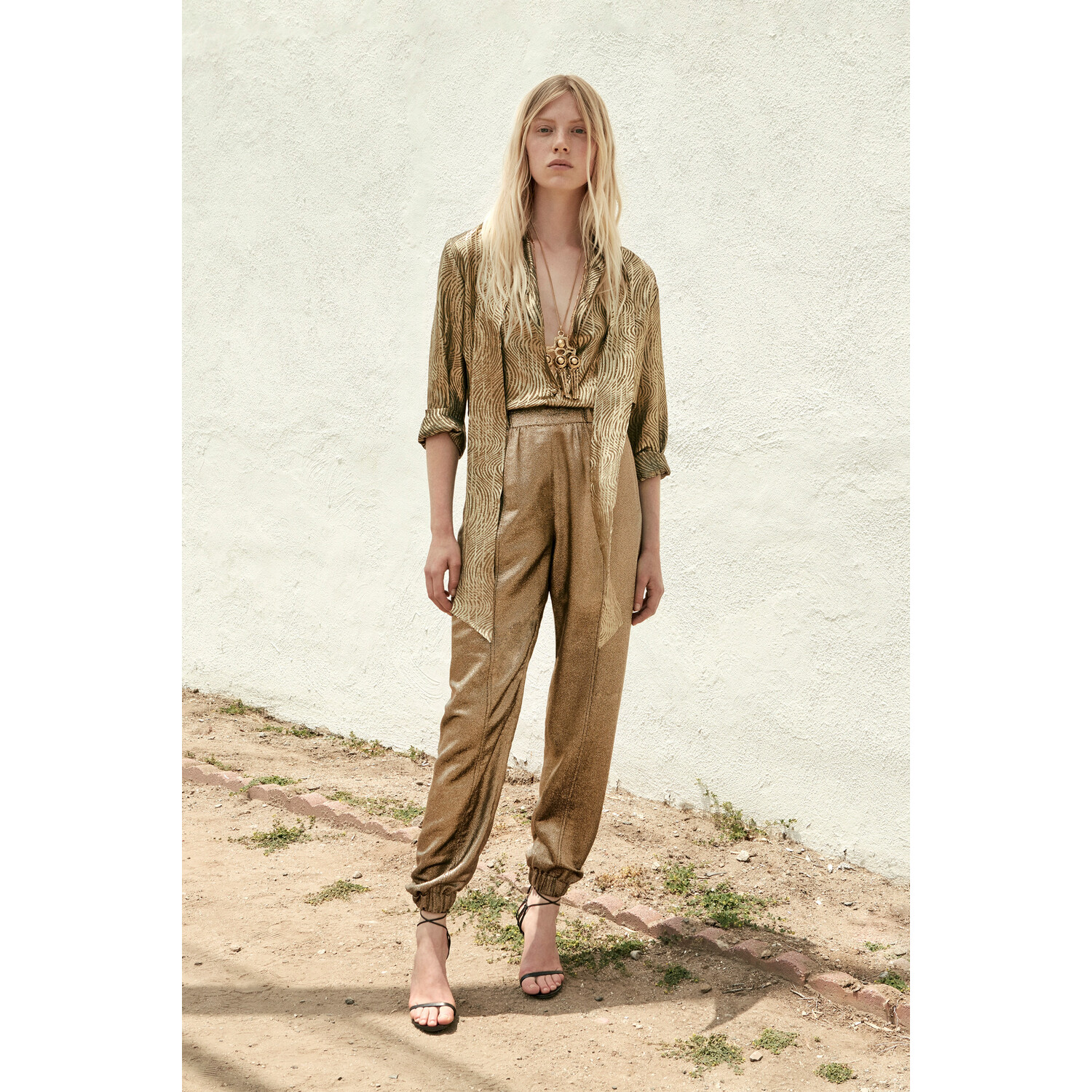 Фото Saint Laurent Resort 2020 / Saint Laurent Круиз 2020 / Неделя моды: Париж