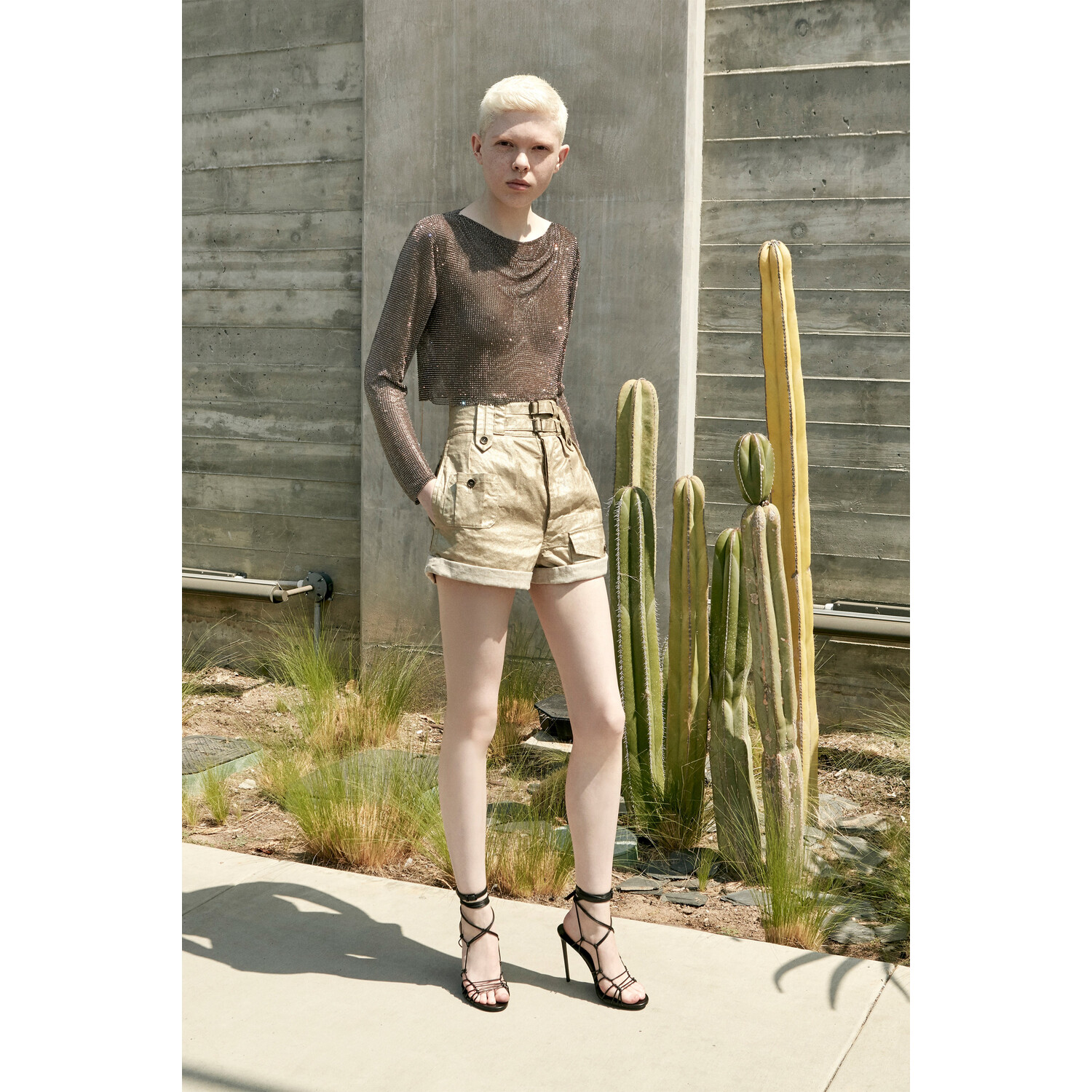 Фото Saint Laurent Resort 2020 / Saint Laurent Круиз 2020 / Неделя моды: Париж