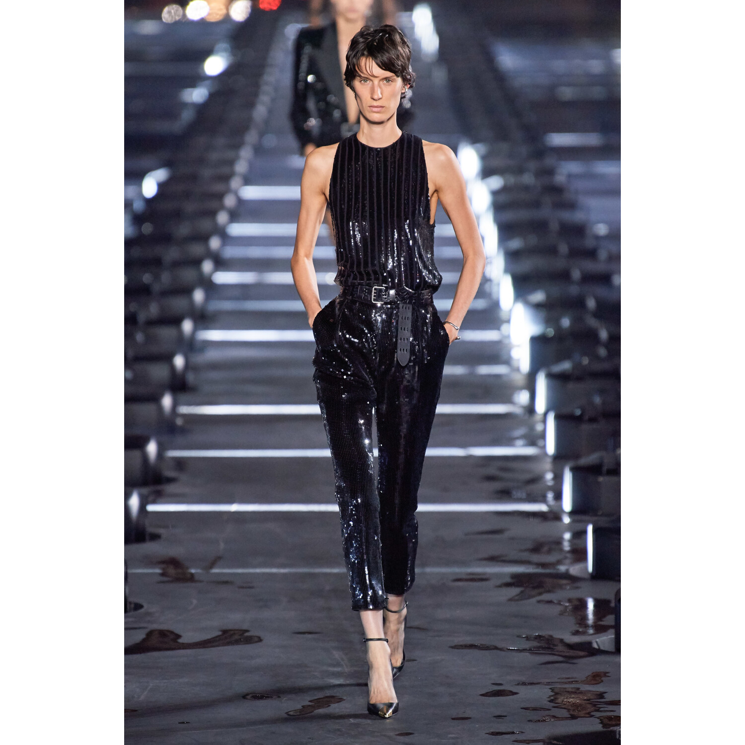 Фото Saint Laurent Spring 2020 / Saint Laurent весна-лето 2020 / Неделя моды: Париж