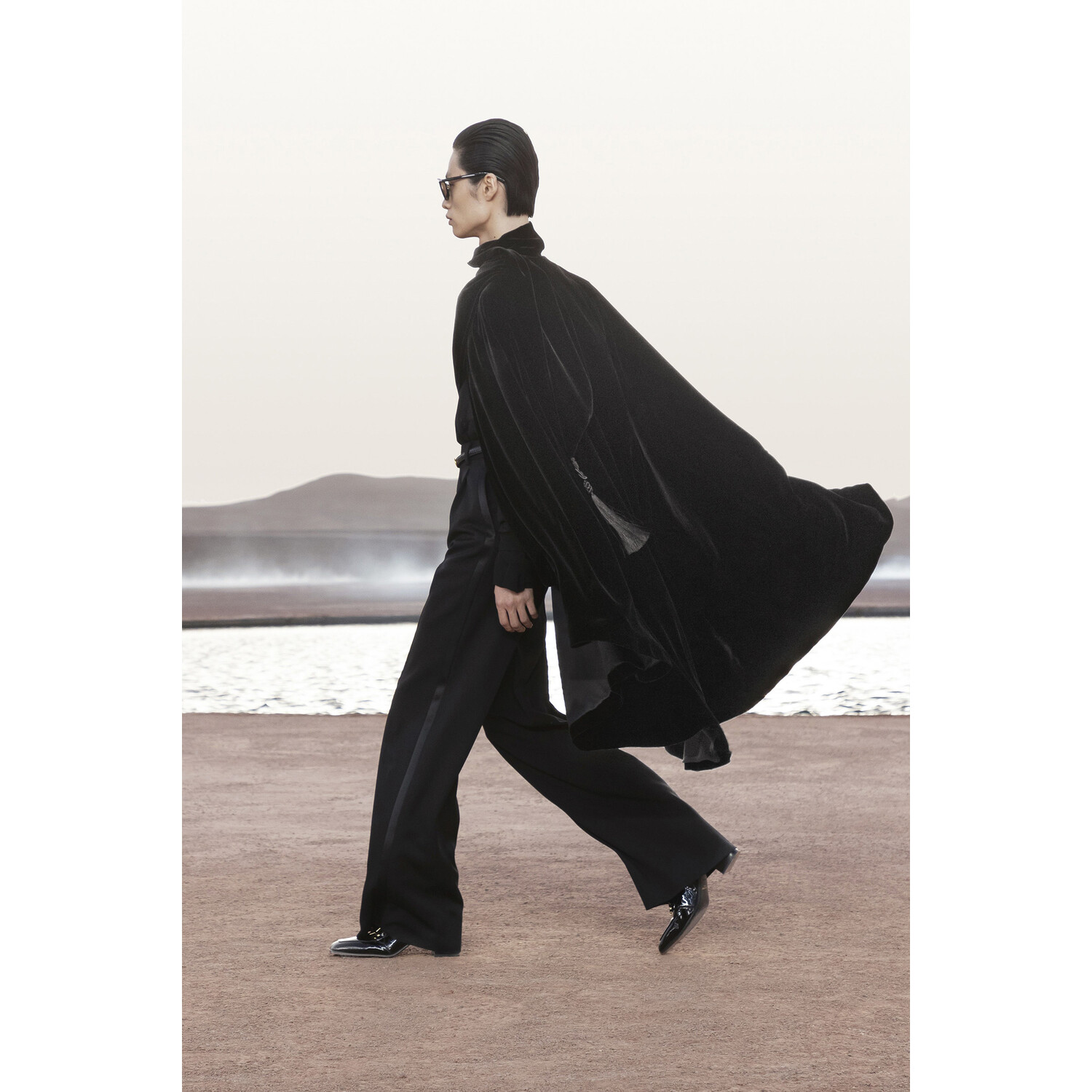 Фото Saint laurent Menswear Spring 2023 / Saint laurent мужская коллекция весна-лето 2023