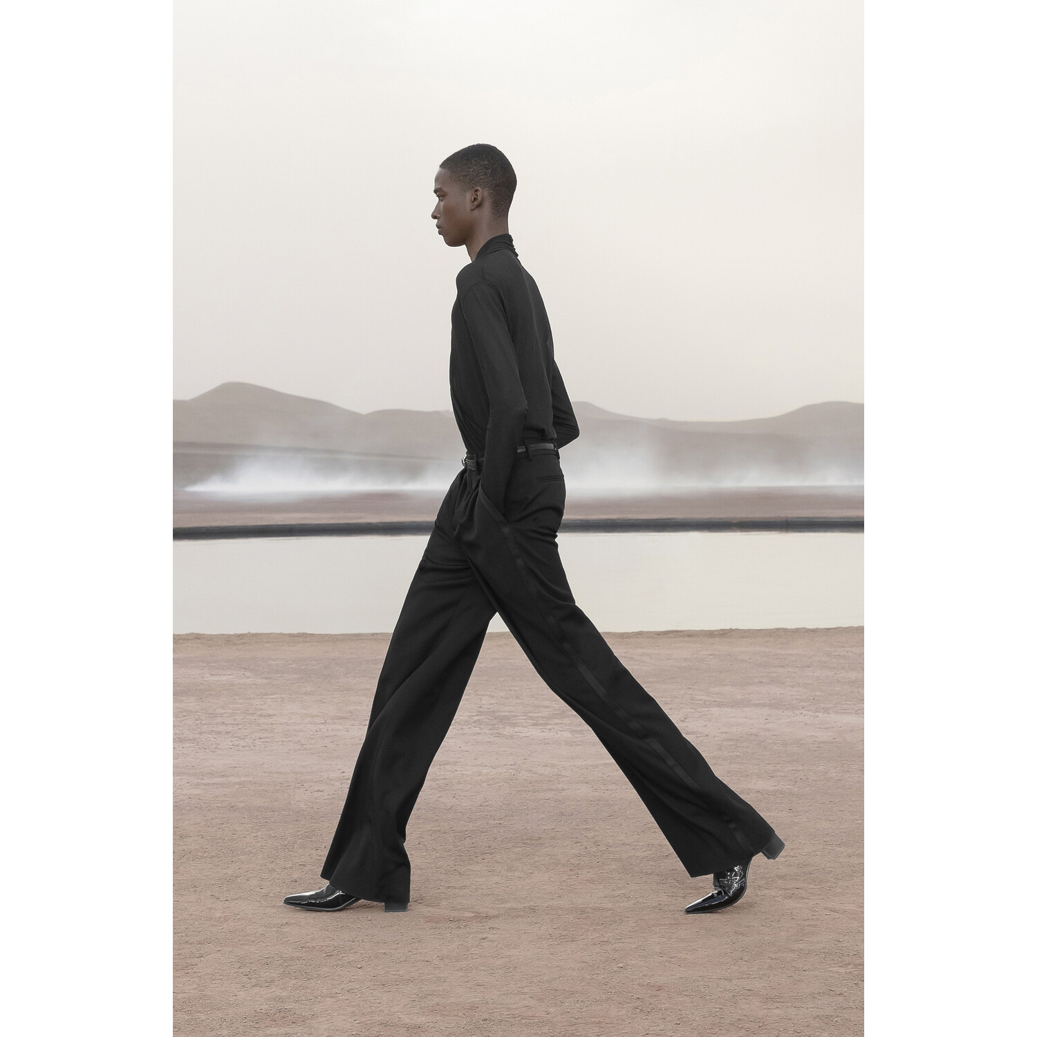 Фото Saint laurent Menswear Spring 2023 / Saint laurent мужская коллекция весна-лето 2023