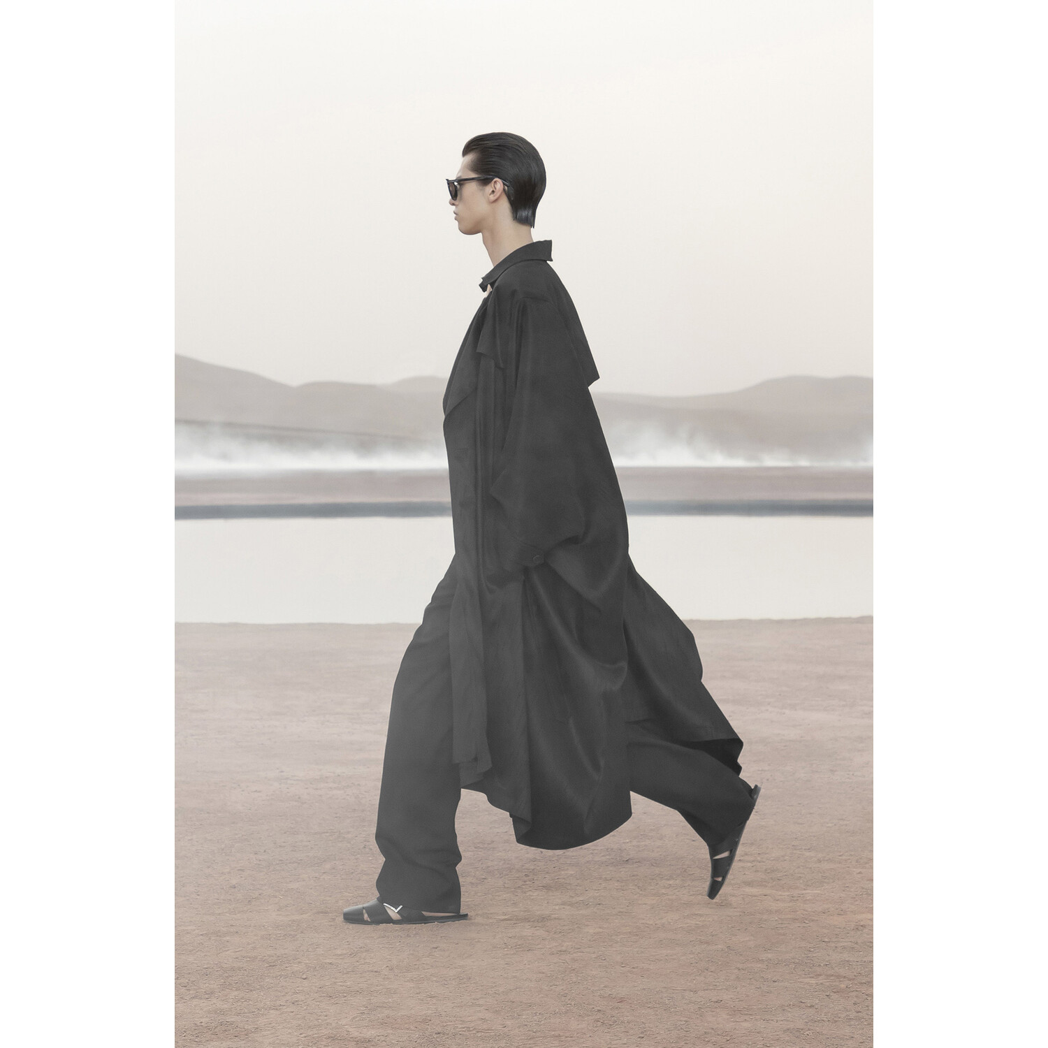Фото Saint laurent Menswear Spring 2023 / Saint laurent мужская коллекция весна-лето 2023
