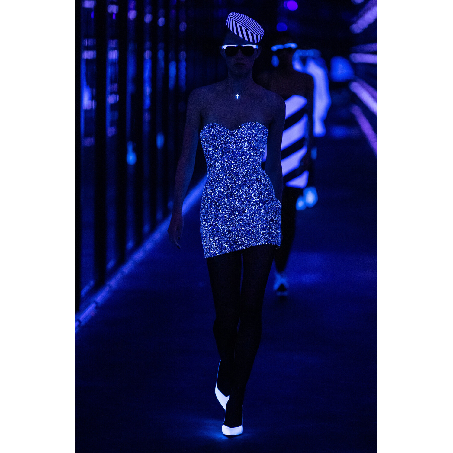 Фото Saint Laurent Fall 2019 Ready-to-Wear / Saint Laurent осень 2019 / Неделя моды: Париж